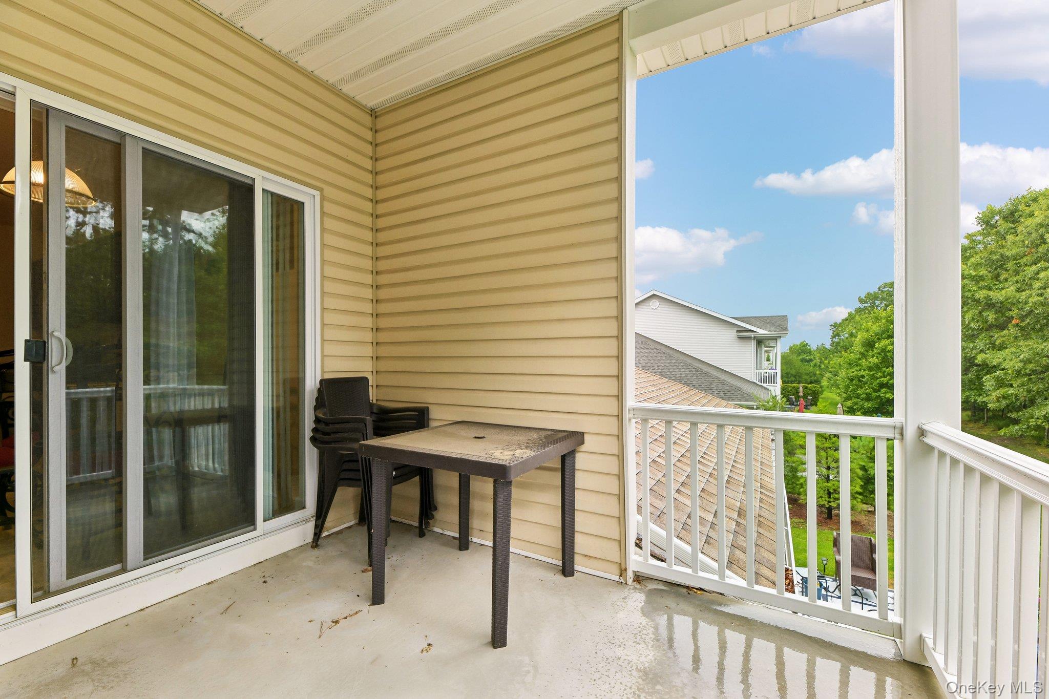 33 Greentree Court Property Photo 25
