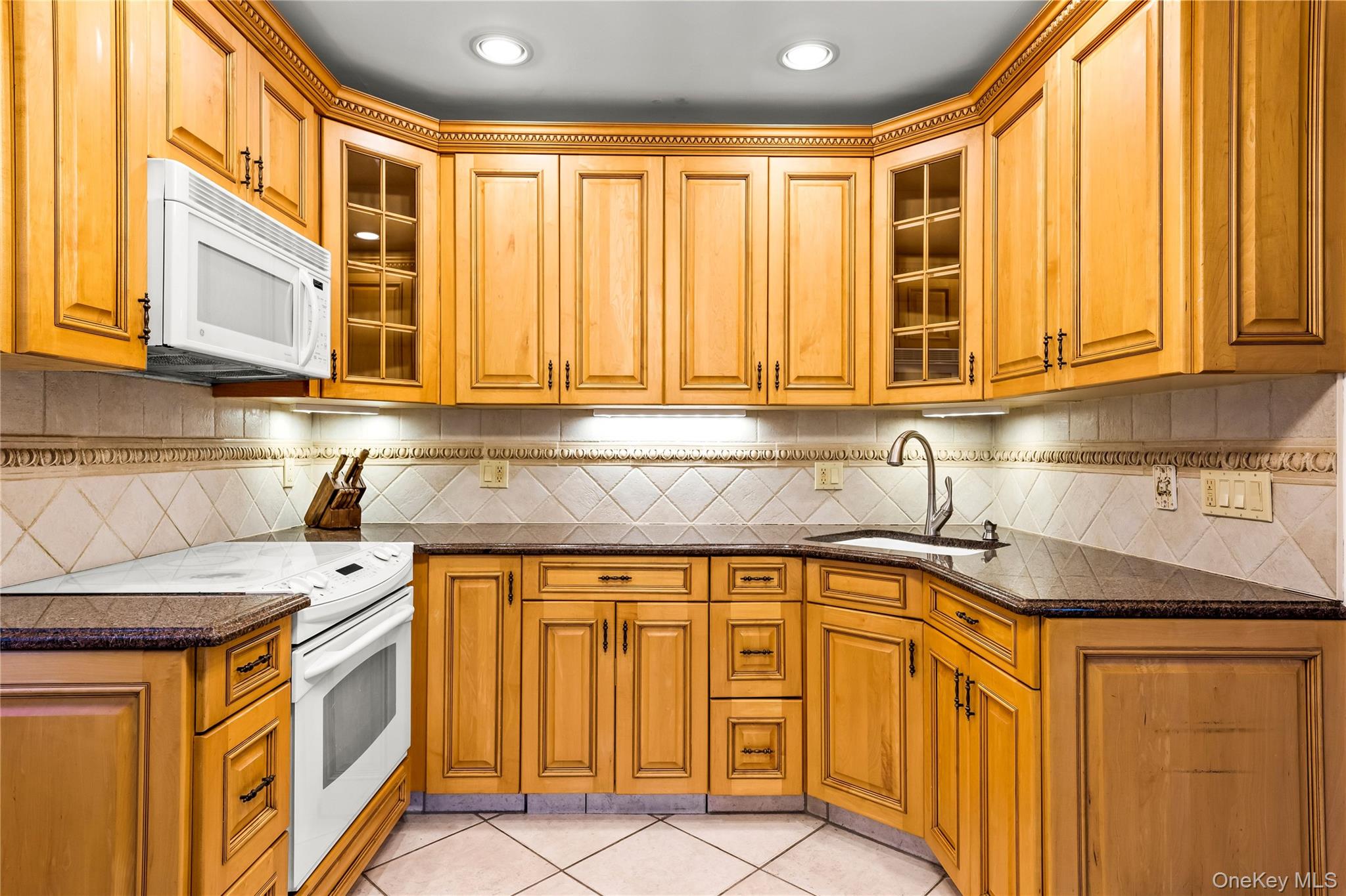 54 Edgewood Road Property Photo 7
