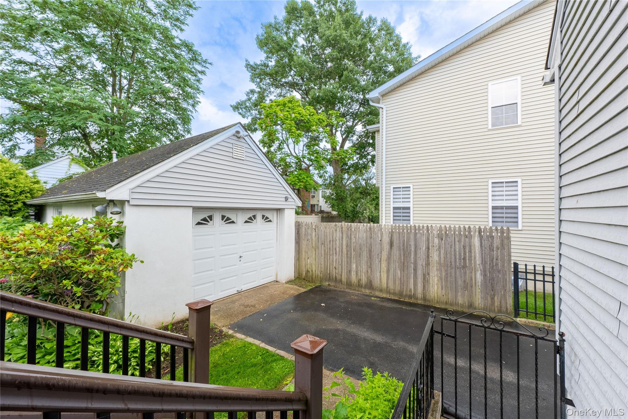 54 Edgewood Road Property Photo 21
