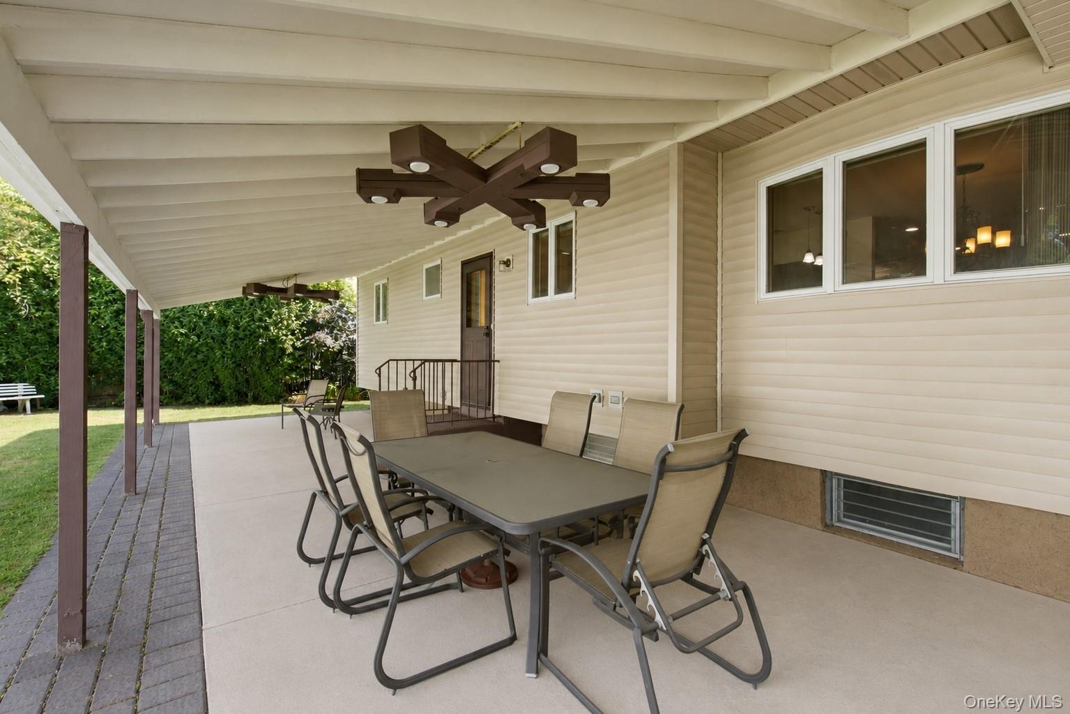 18 Solow Lane Property Photo 18