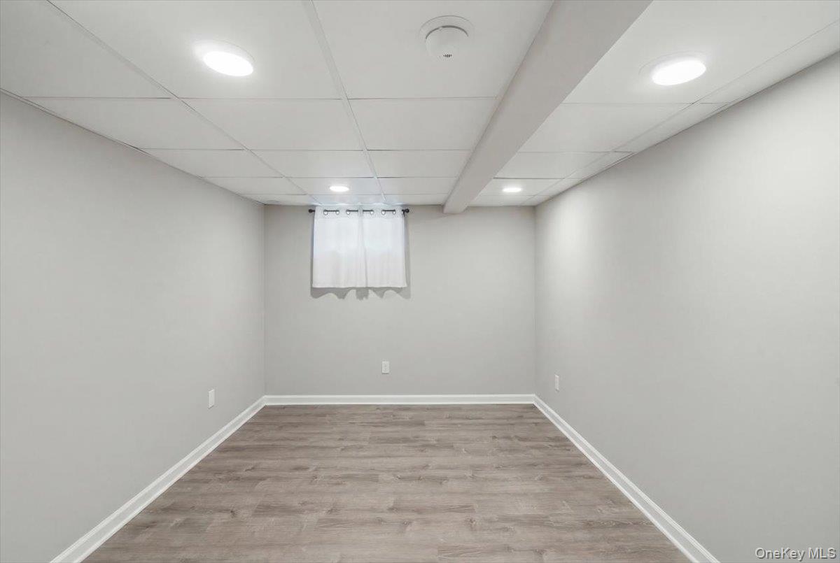 2063 Walnut Street Property Photo 13