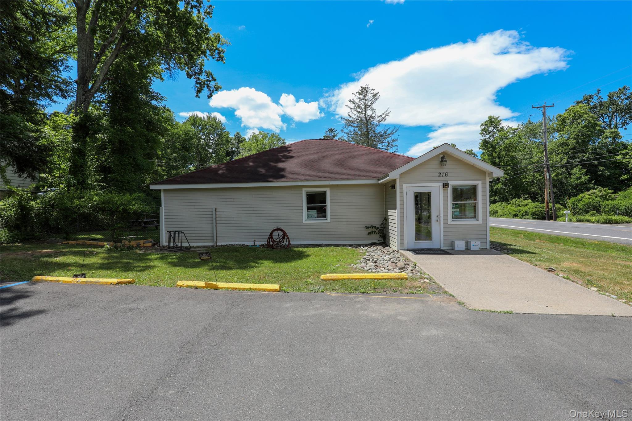 216 State Route 32 Property Photo 1
