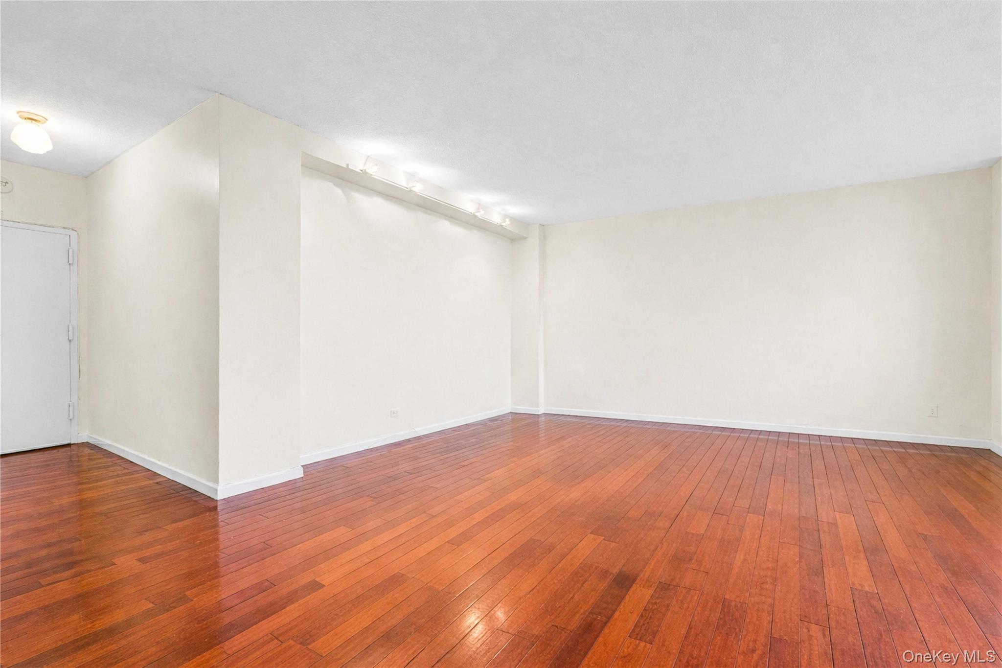 138-35 Elder Avenue 21f Property Photo 10