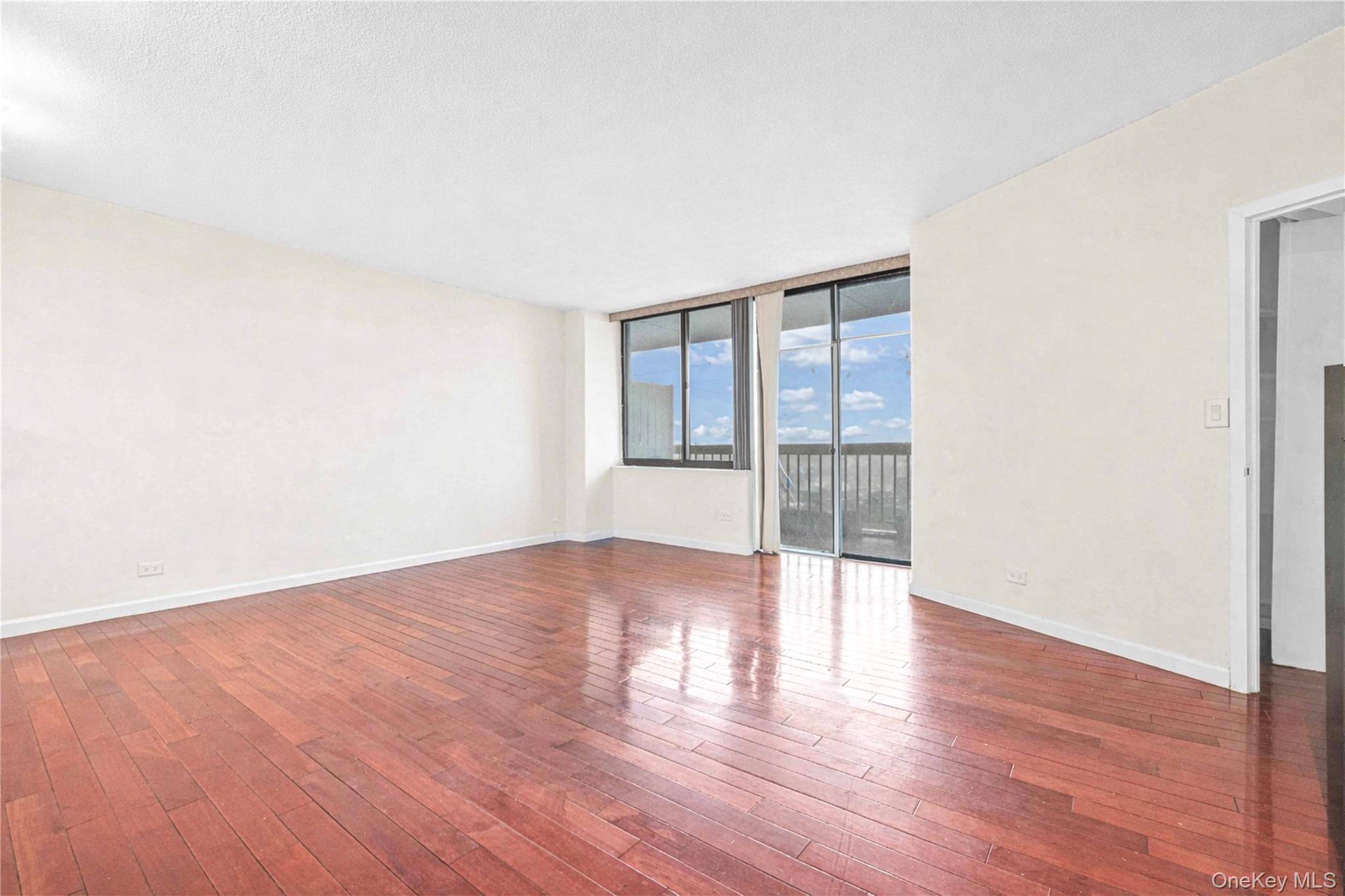 138-35 Elder Avenue 21f Property Photo 13