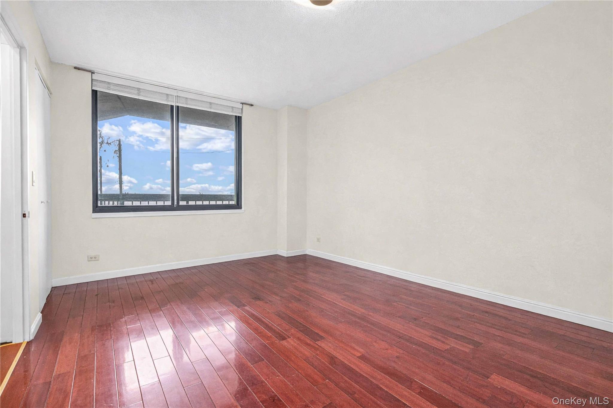 138-35 Elder Avenue 21f Property Photo 20