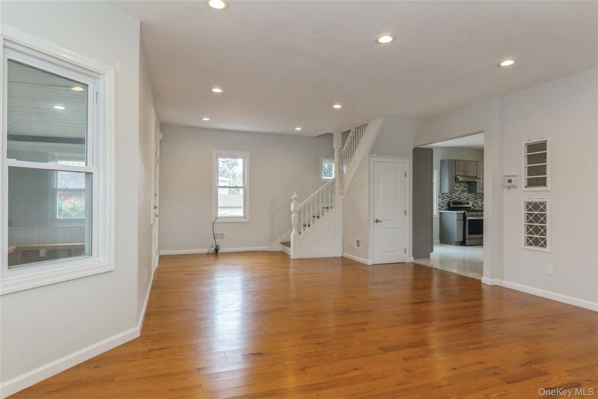 112 Woods Avenue Property Photo 7
