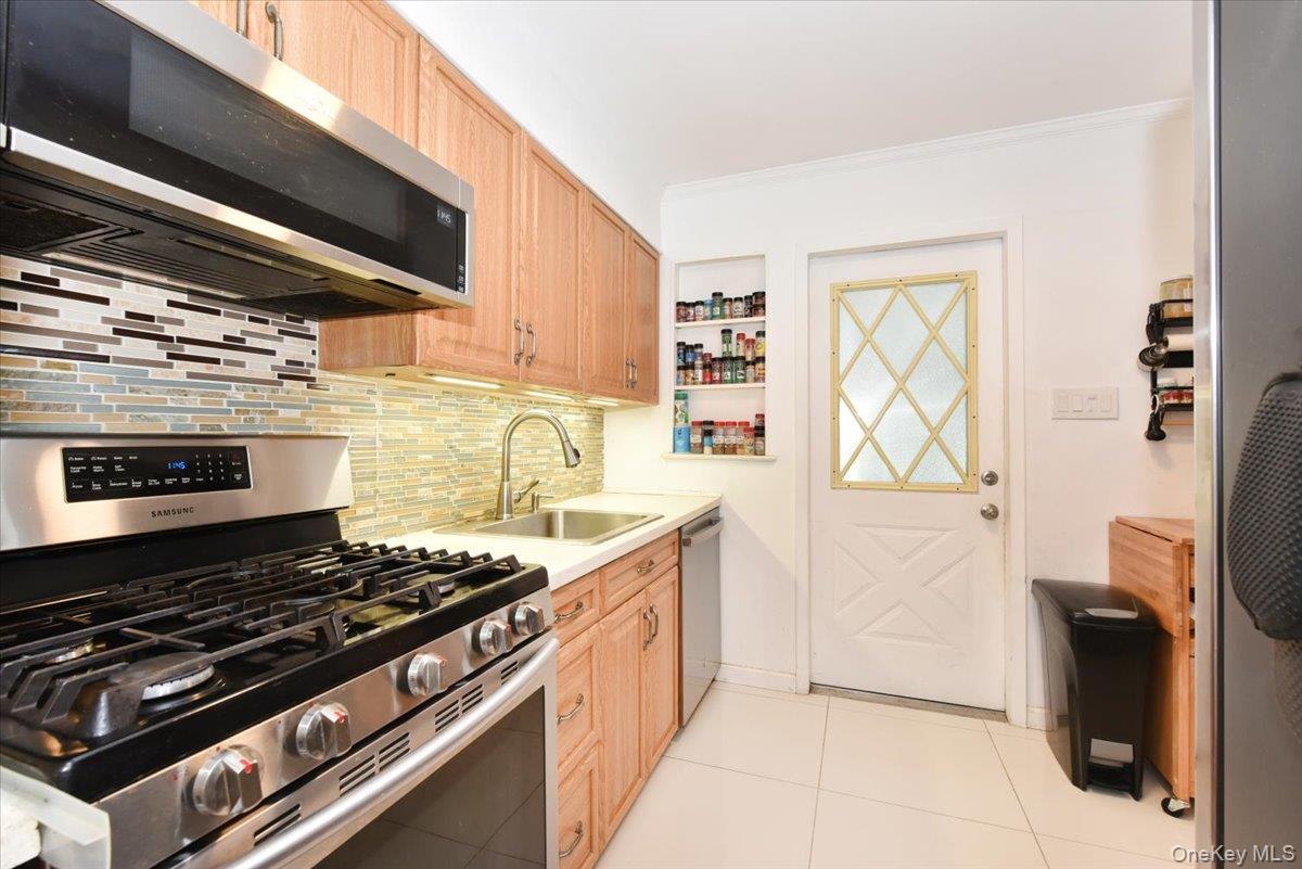 2 Ford Drive Property Photo 12