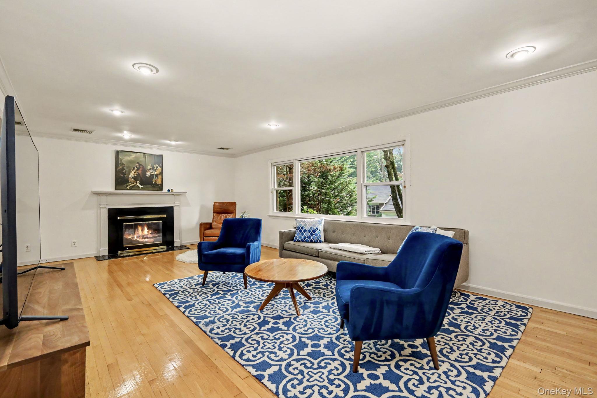 26 Midvale Road Property Photo 4