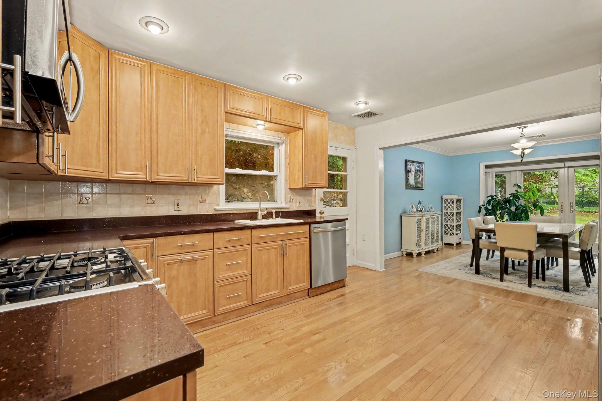 26 Midvale Road Property Photo 6