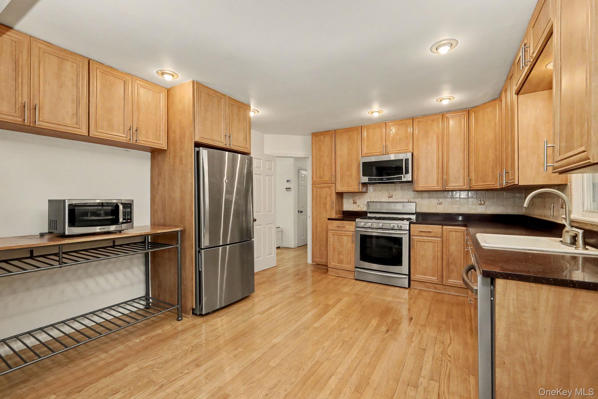 26 Midvale Road Property Photo 8