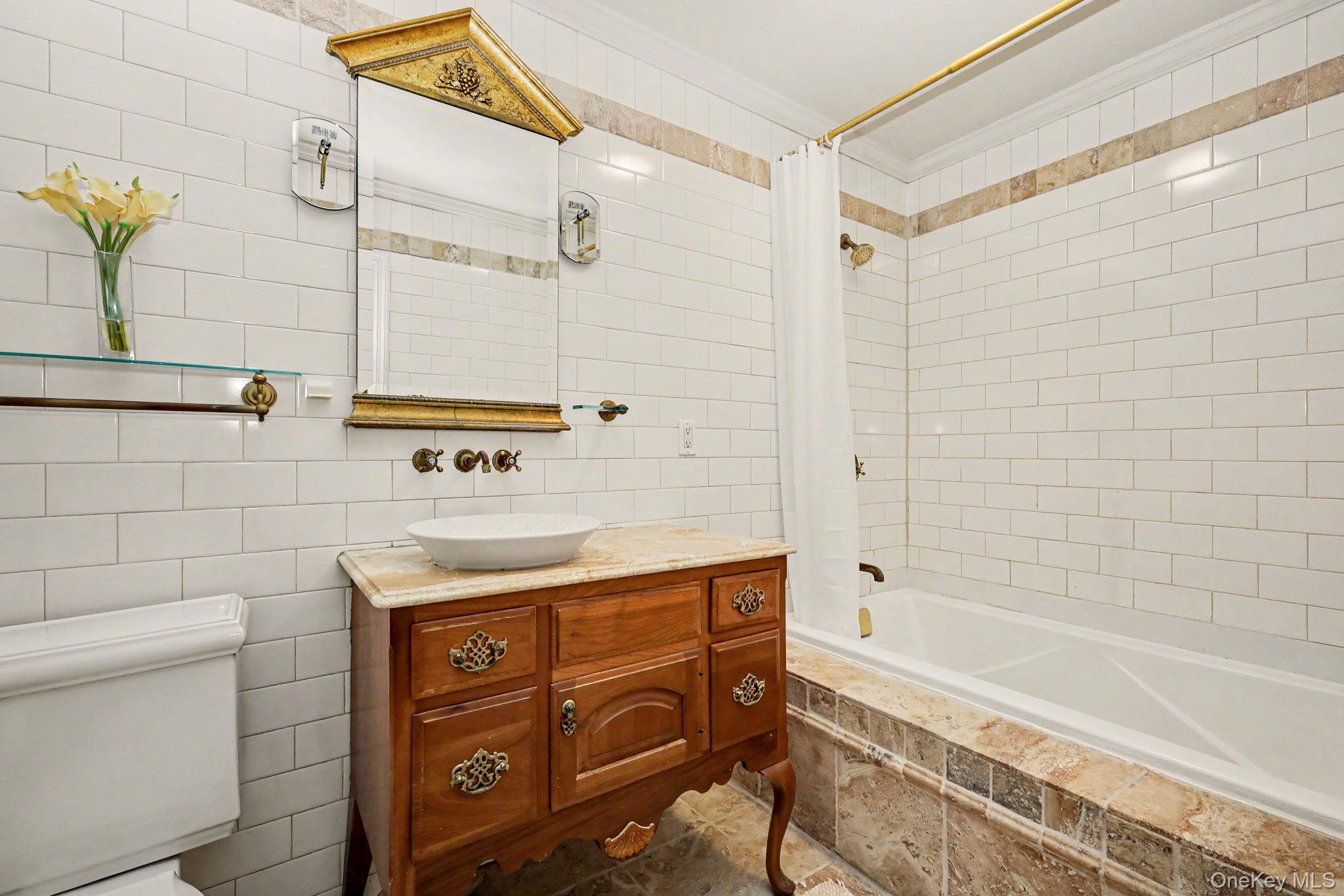 26 Midvale Road Property Photo 10