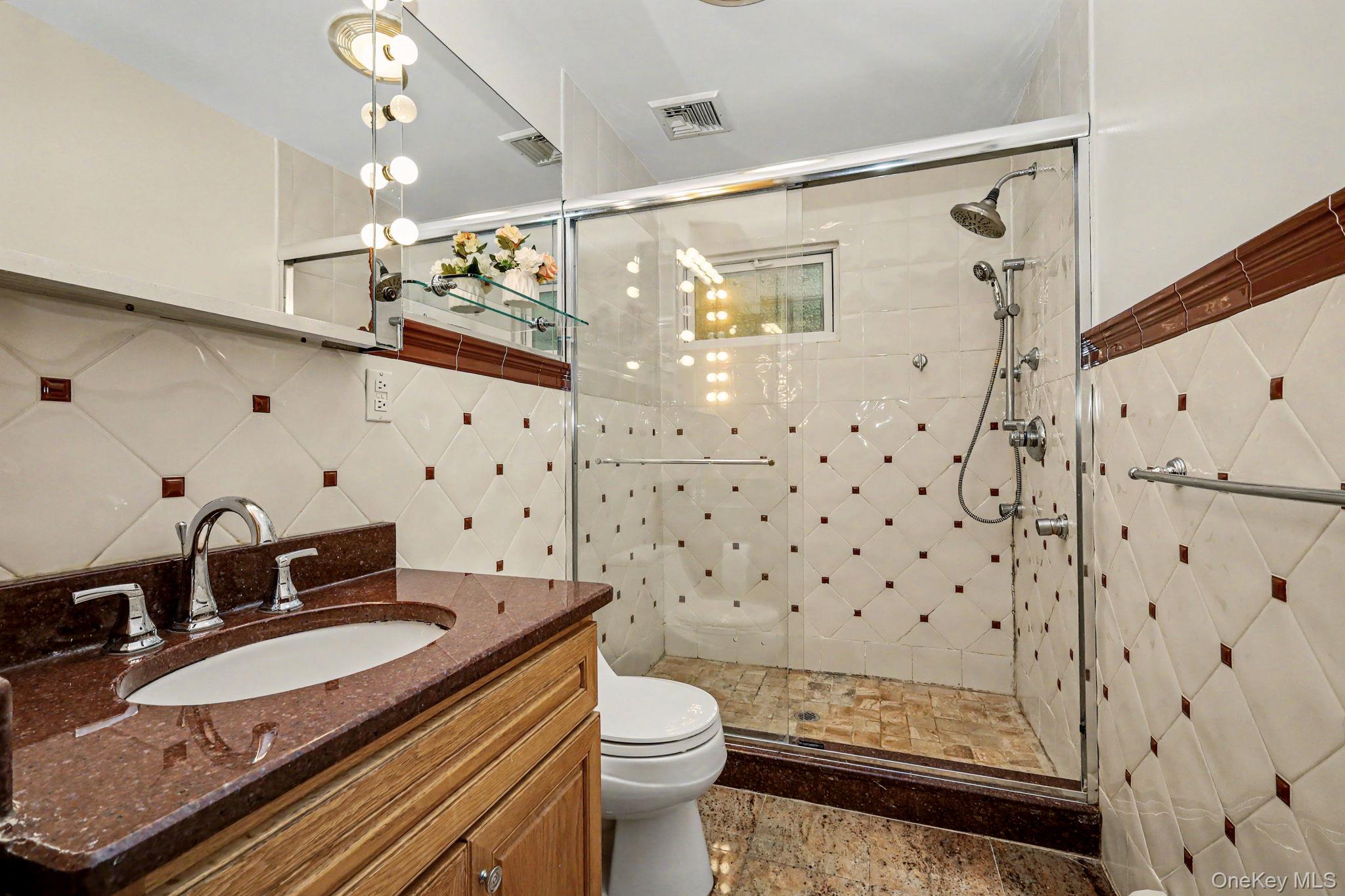 26 Midvale Road Property Photo 13
