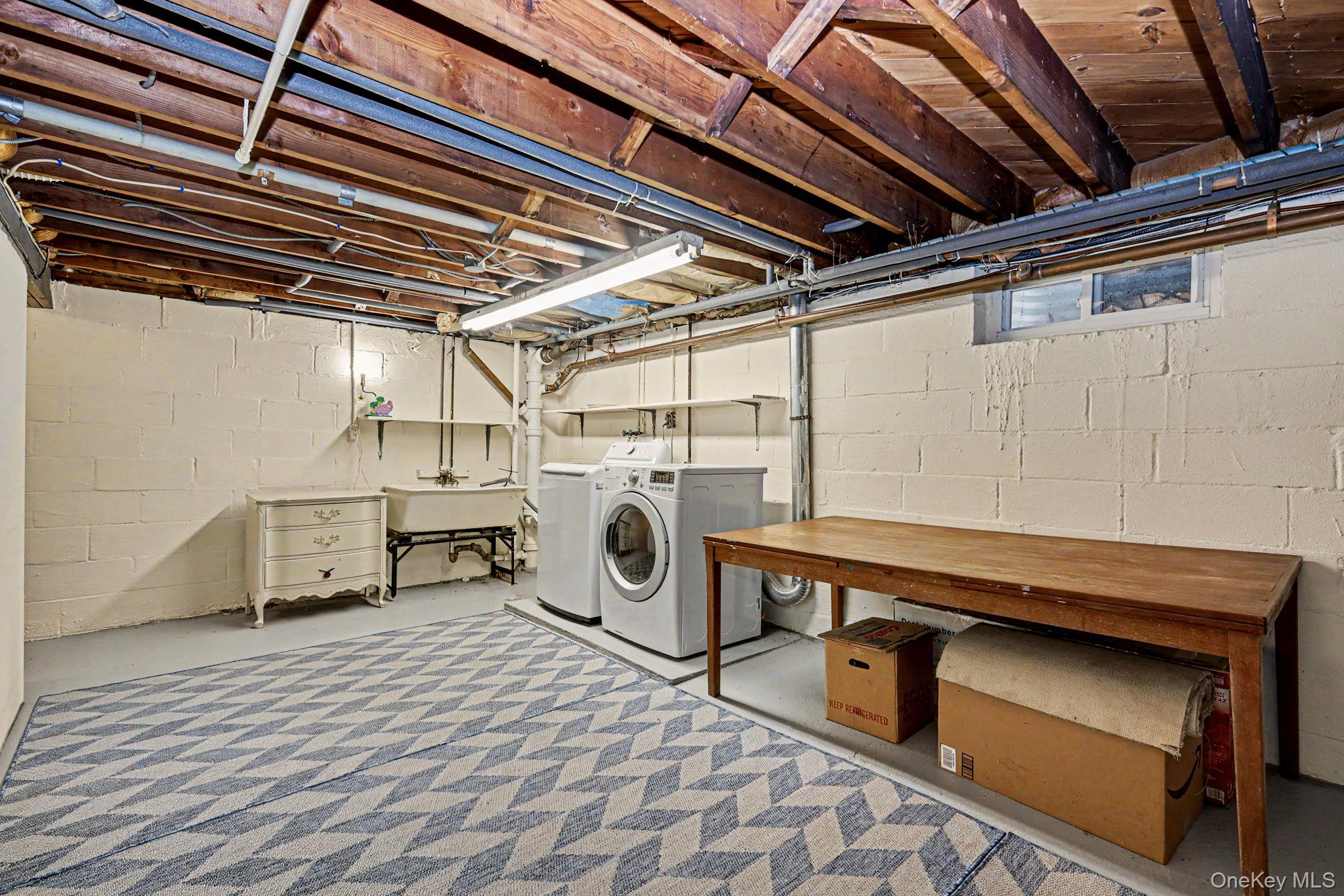 26 Midvale Road Property Photo 18