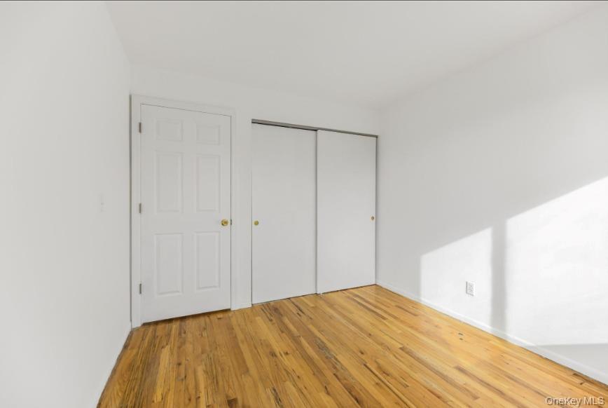 2084 Davidson Avenue Property Photo 14