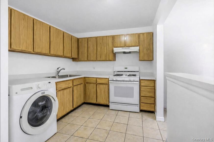 2084 Davidson Avenue Property Photo 15