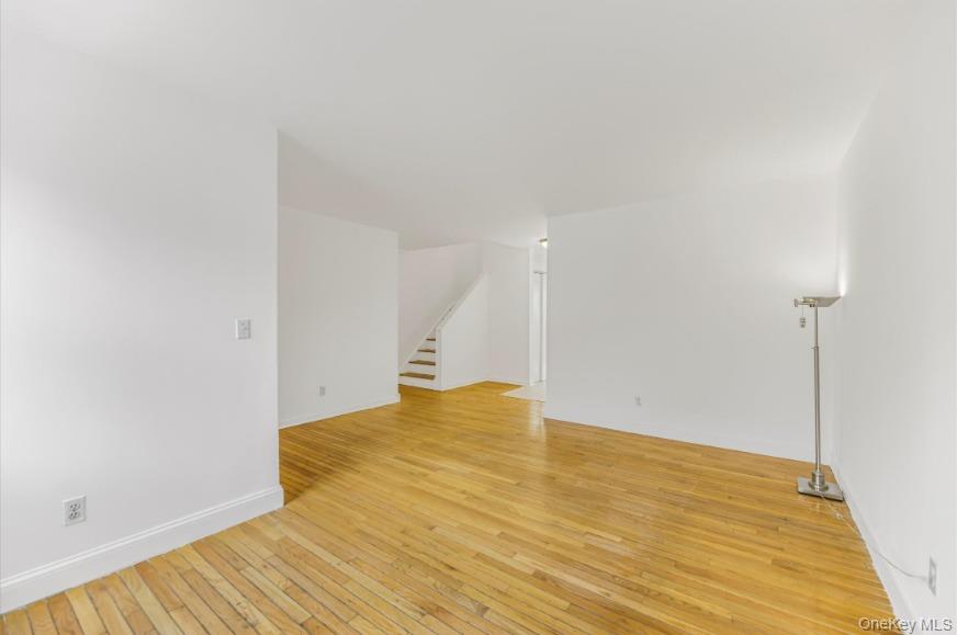 2084 Davidson Avenue Property Photo 19