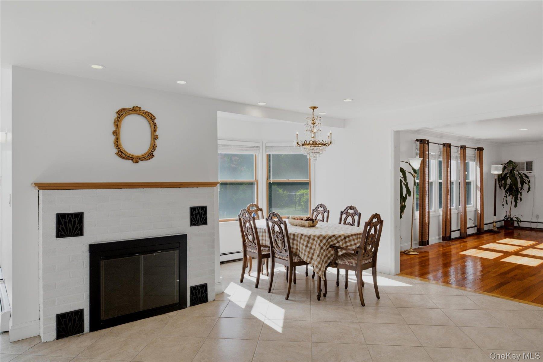 498 Miller Place Road Property Photo 7