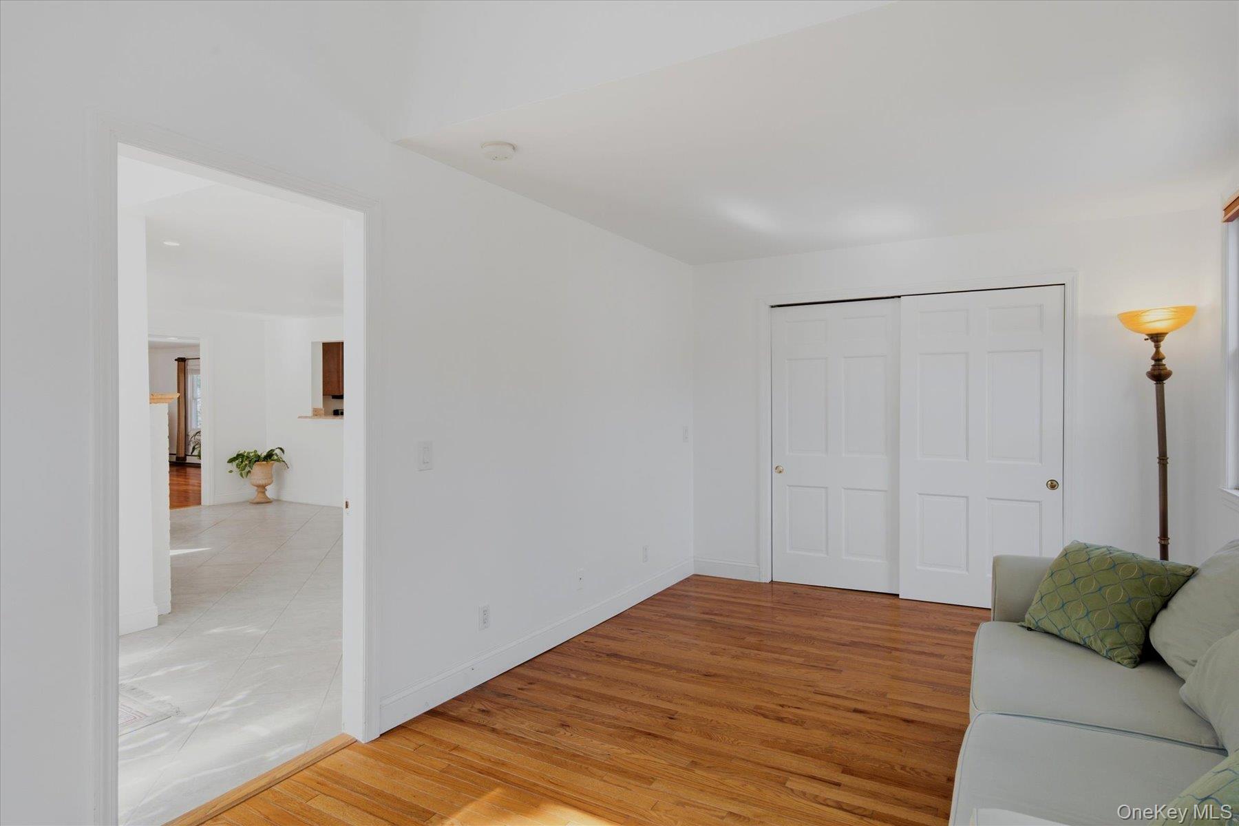 498 Miller Place Road Property Photo 17