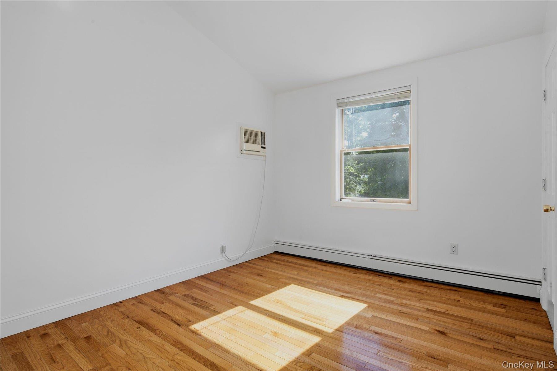 498 Miller Place Road Property Photo 25