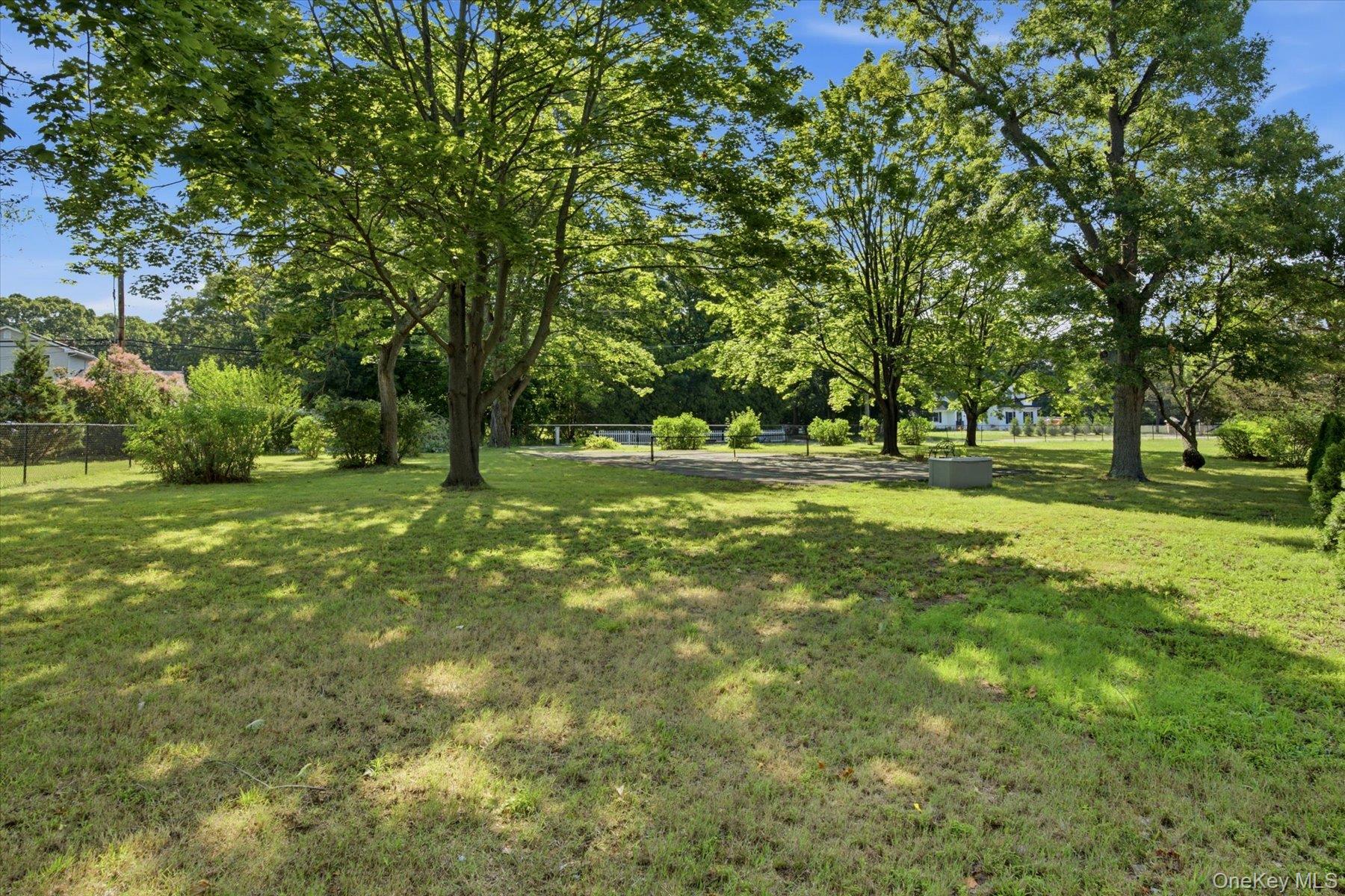 498 Miller Place Road Property Photo 33