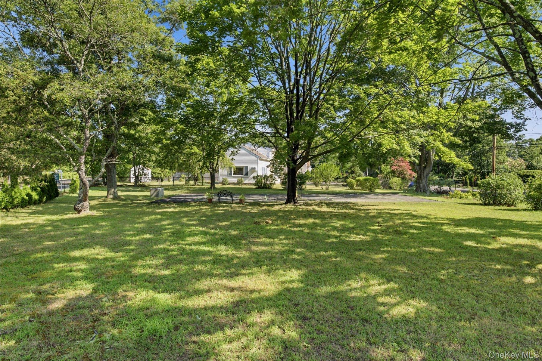 498 Miller Place Road Property Photo 35