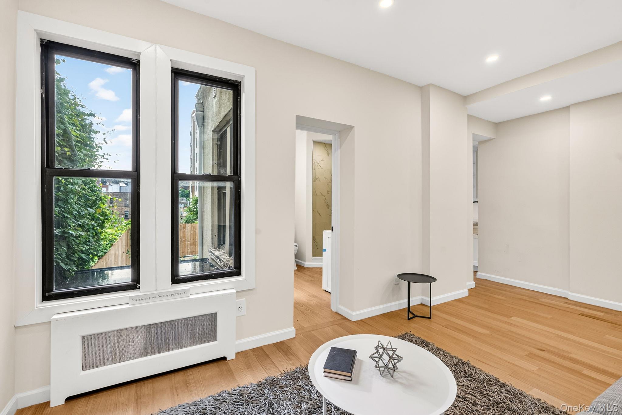 286 Wadsworth Avenue Property Photo 16