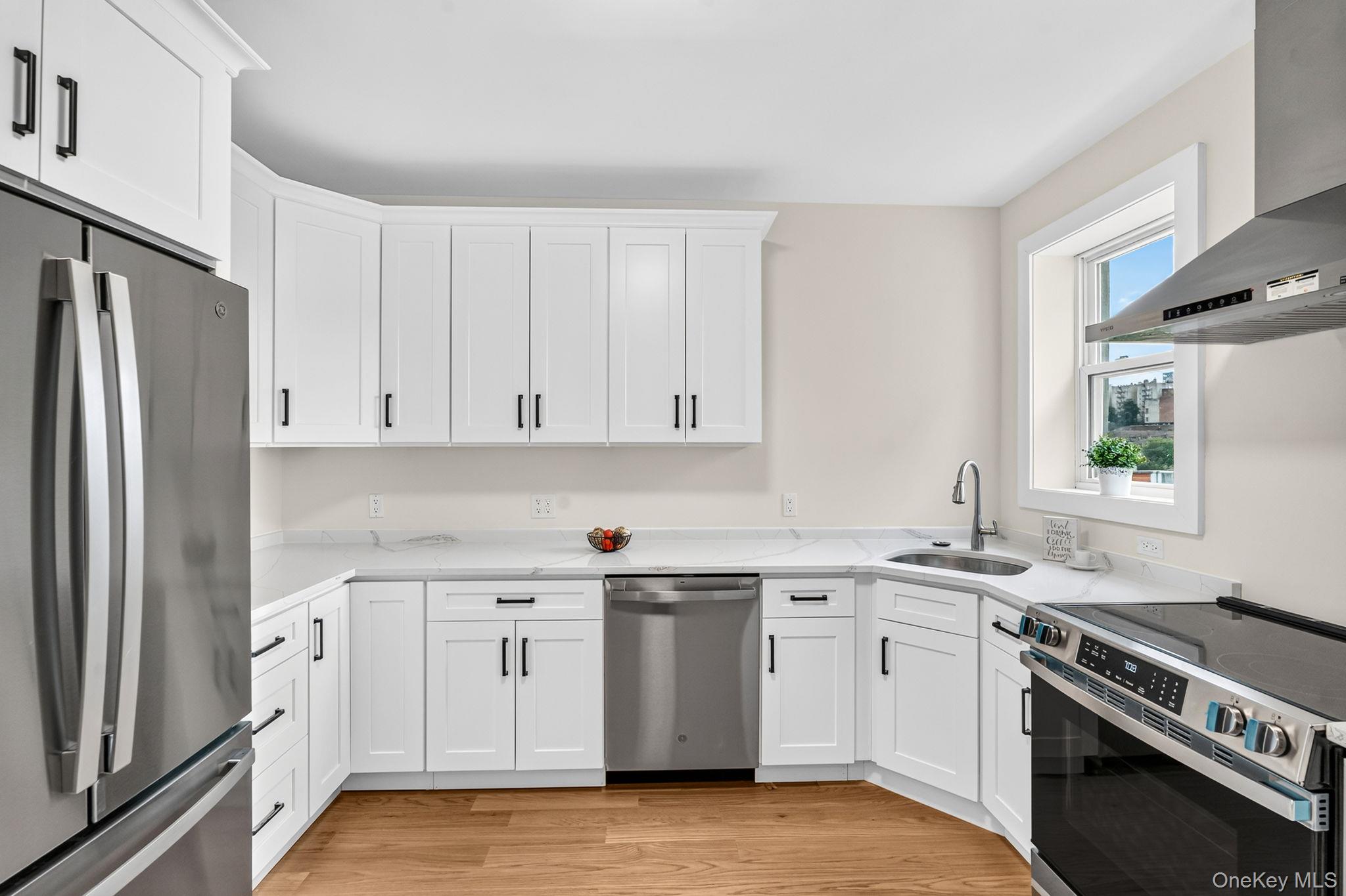 286 Wadsworth Avenue Property Photo 35