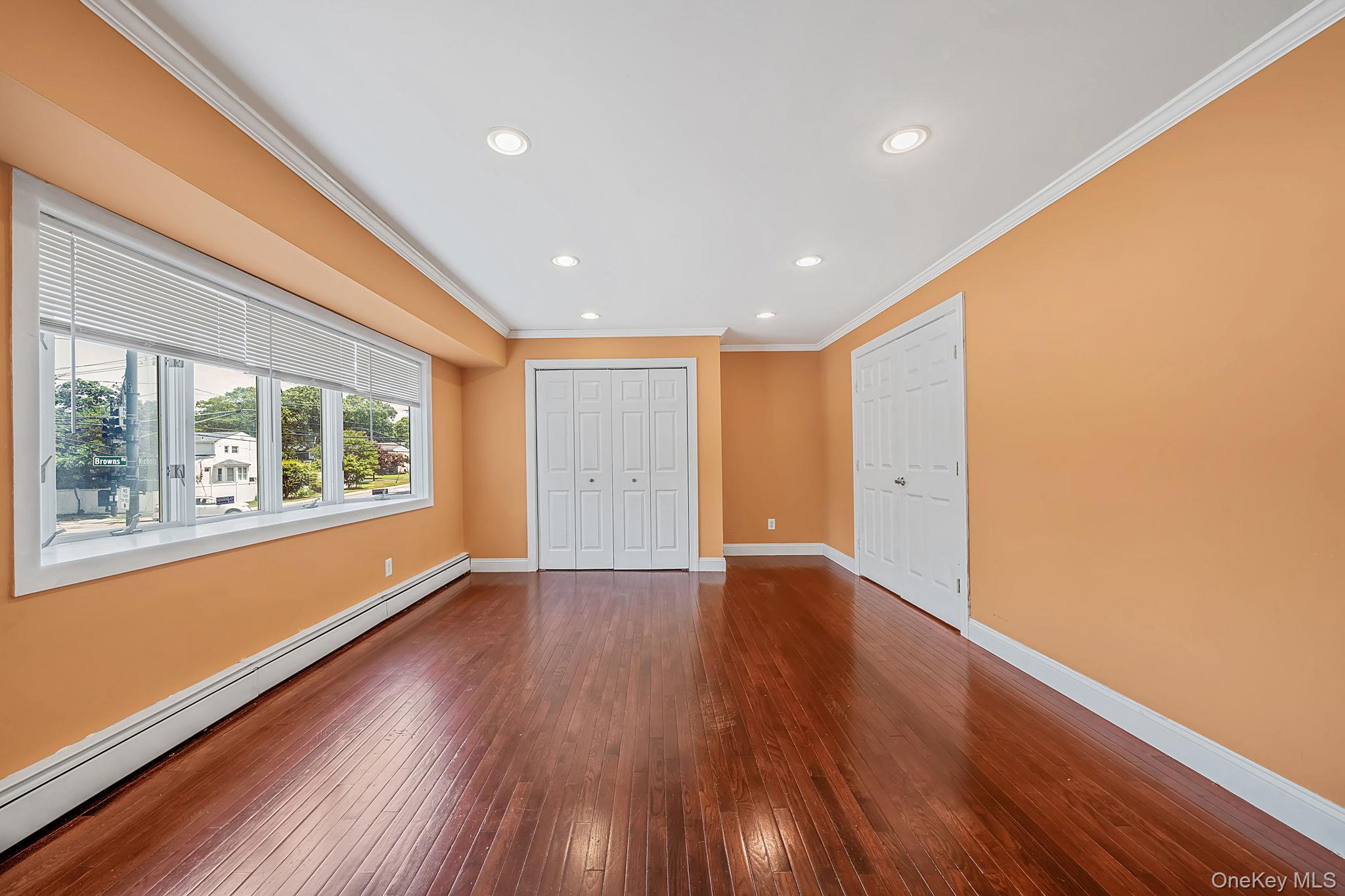 300 Browns Road Property Photo 4