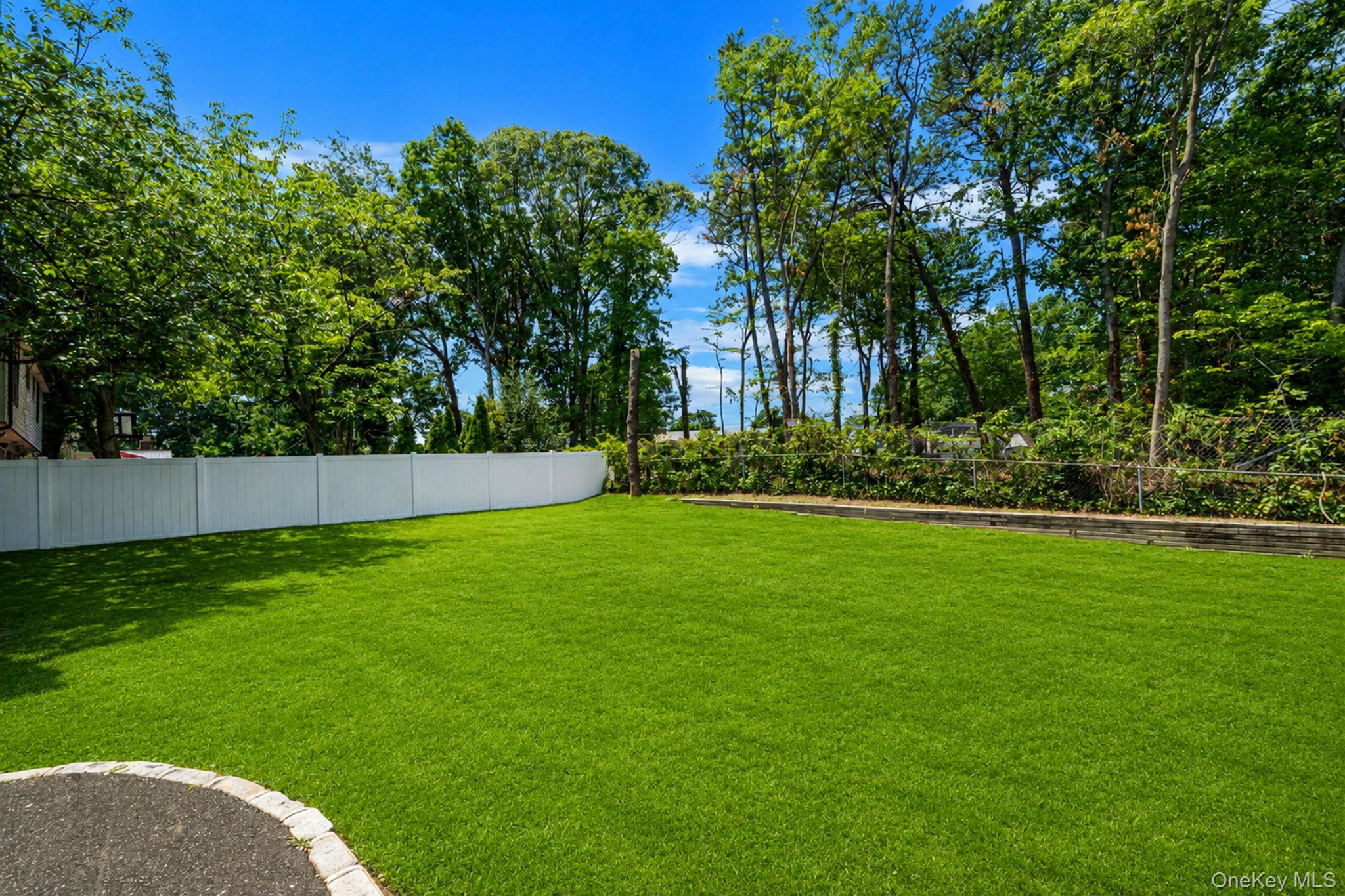 300 Browns Road Property Photo 25