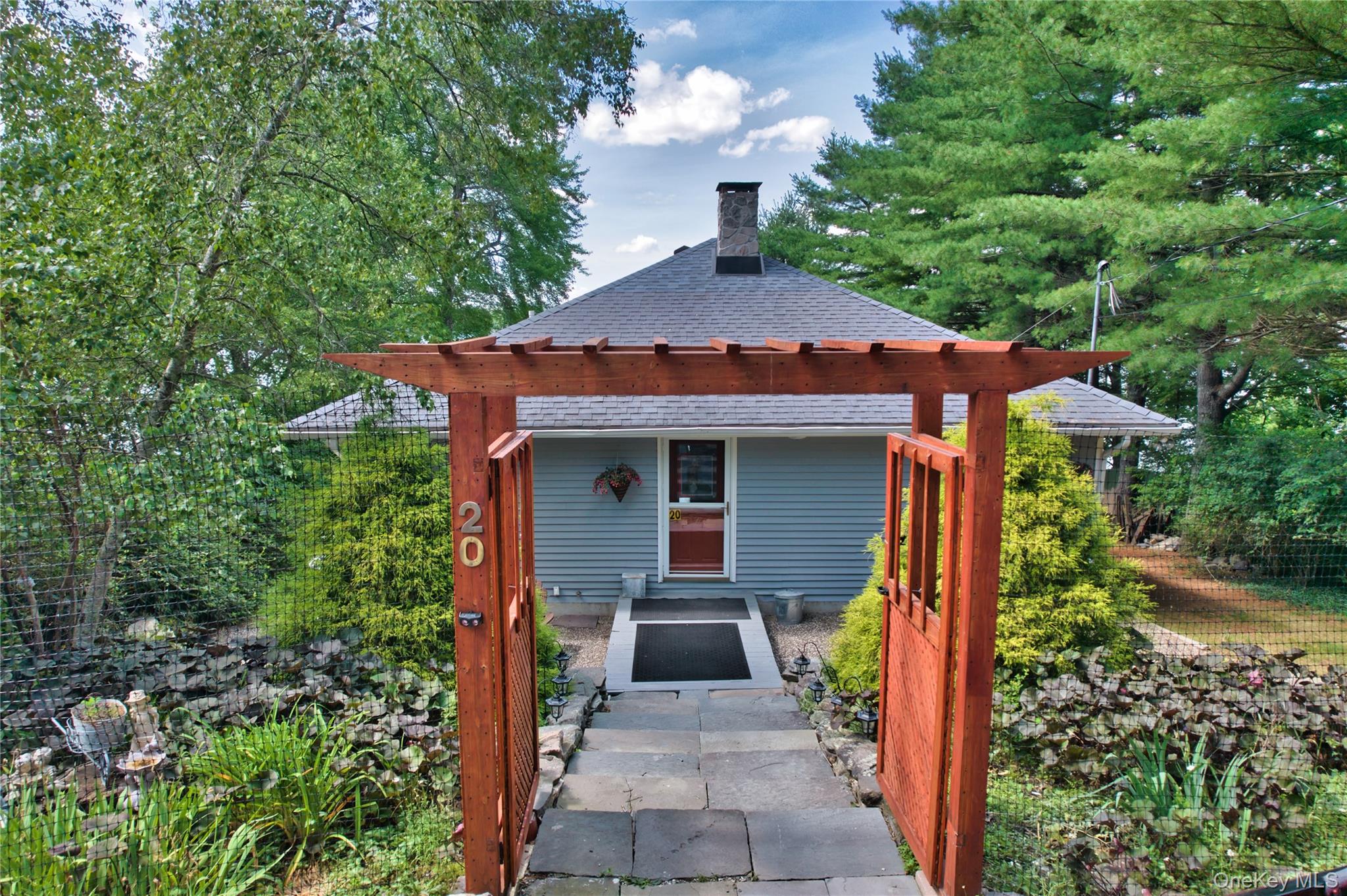 20 Sunset Point Property Photo 3