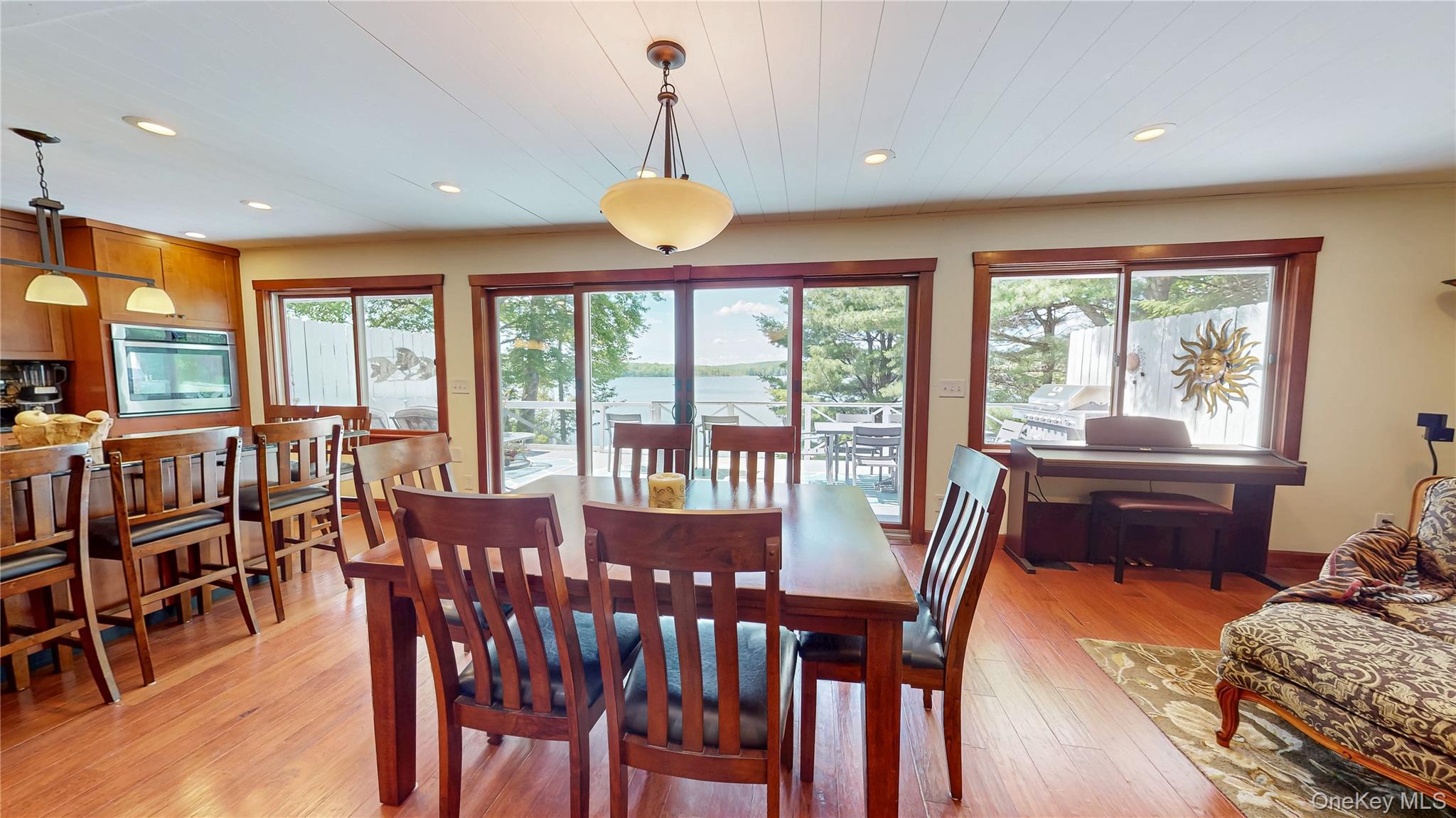 20 Sunset Point Property Photo 17