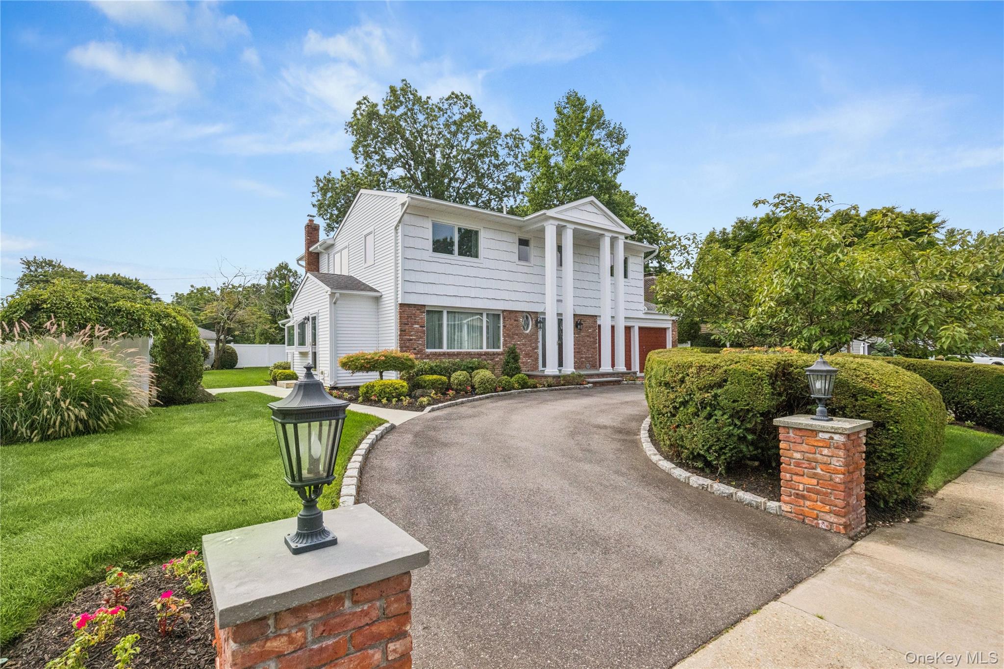 1022367 Property Photo 1