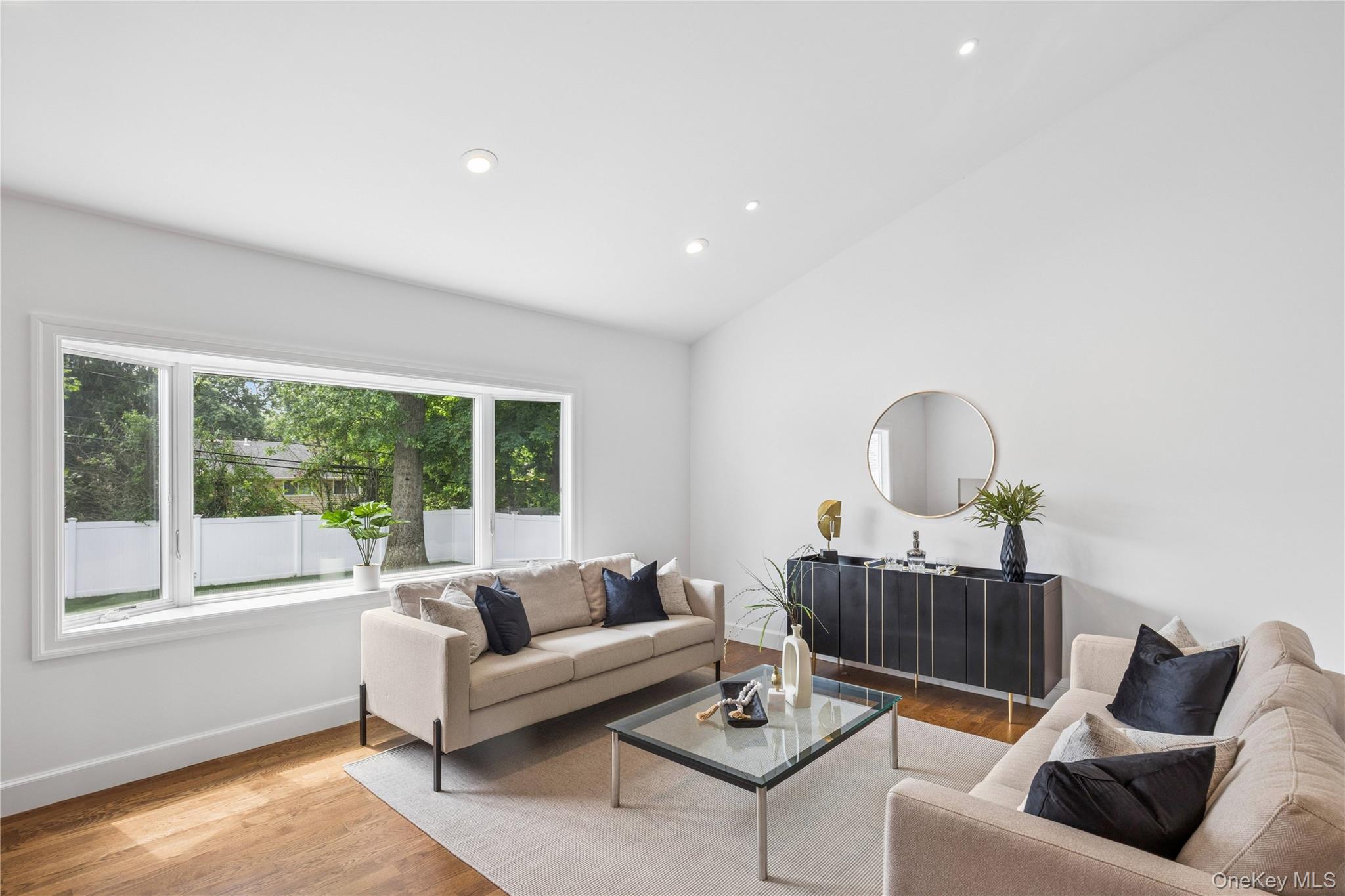 1022367 Property Photo 21