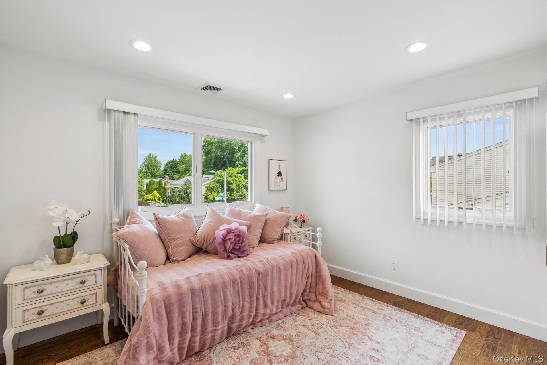 1022367 Property Photo 31