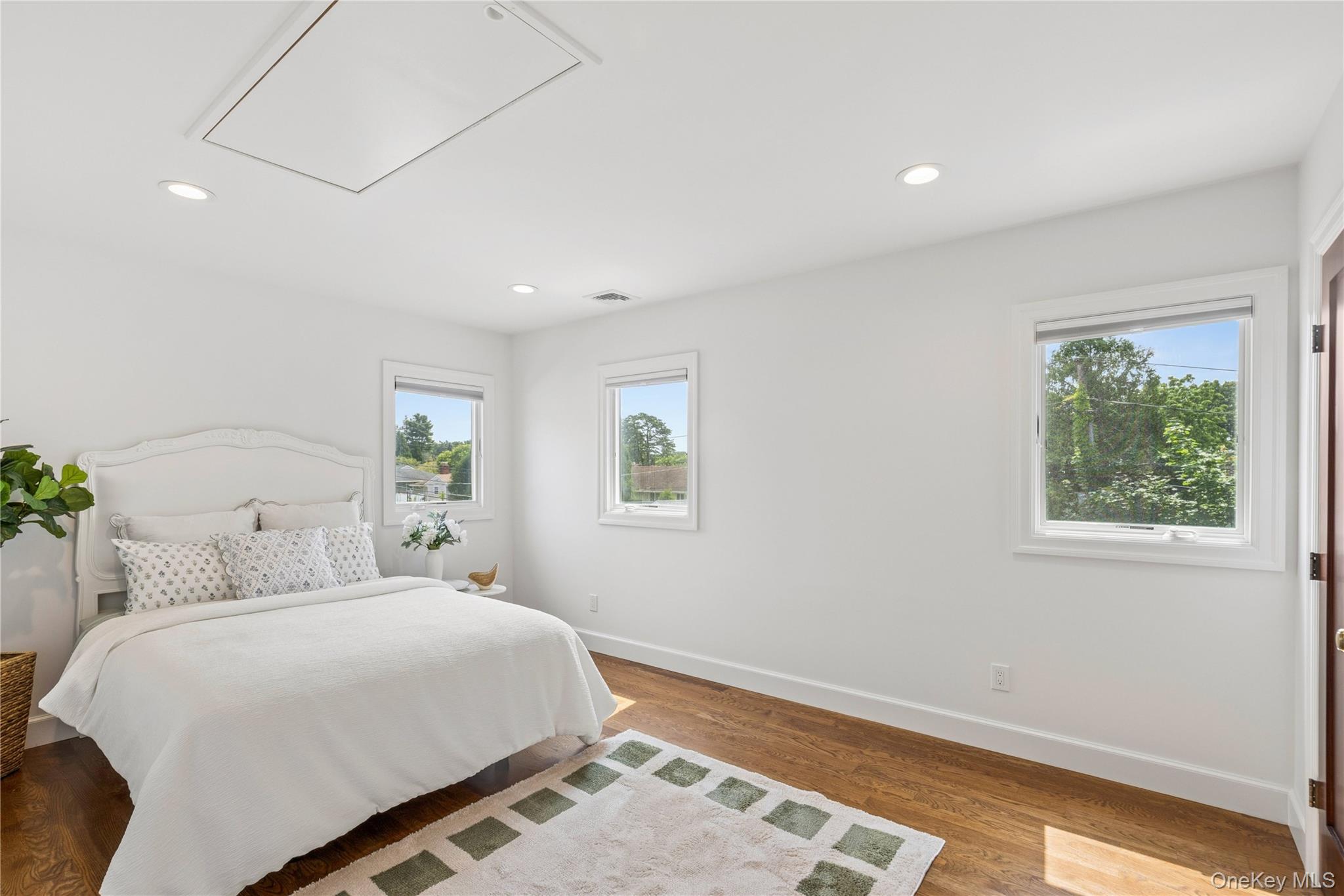 1022367 Property Photo 32
