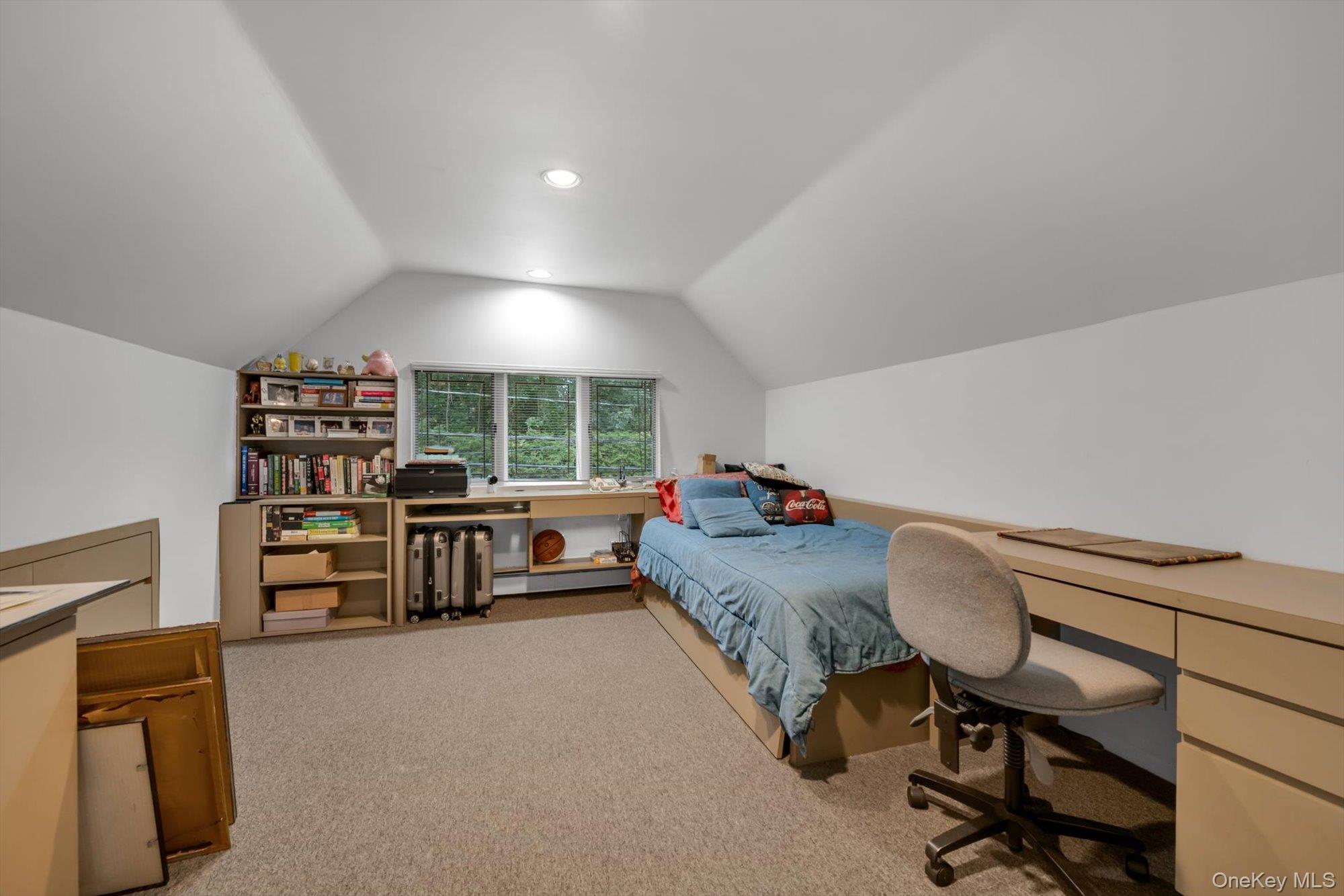 57 Parkway Drive Property Photo 12
