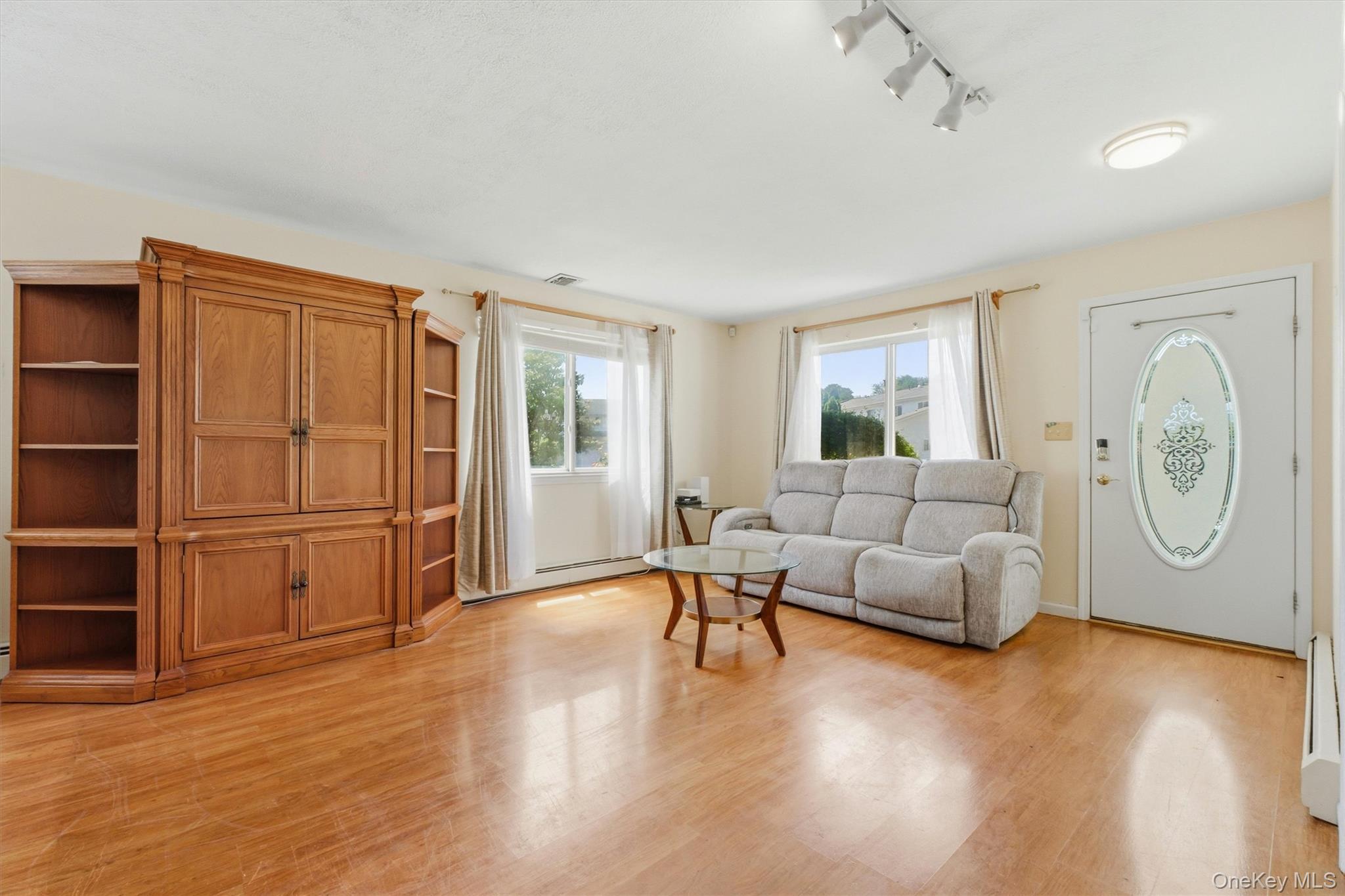 400 Plover Court Property Photo 3