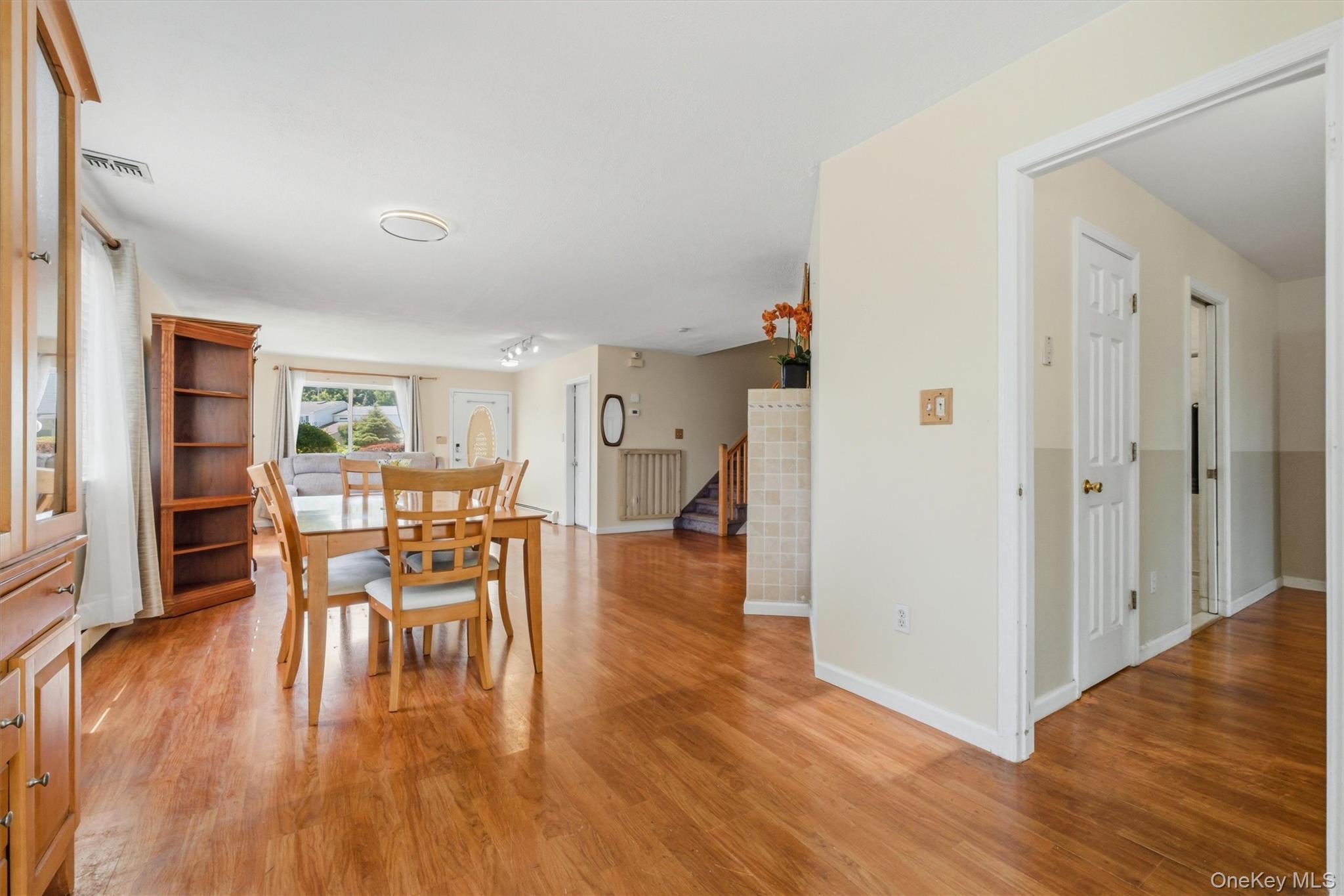 400 Plover Court Property Photo 11