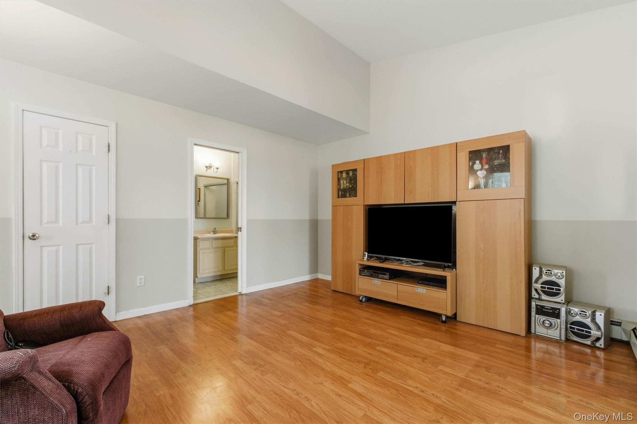 400 Plover Court Property Photo 16