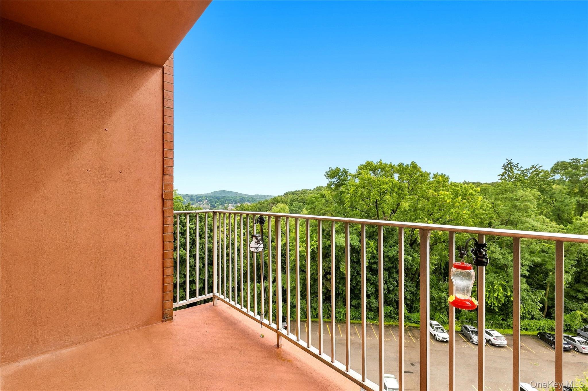 1 Lakeview Drive 6s Property Photo 24