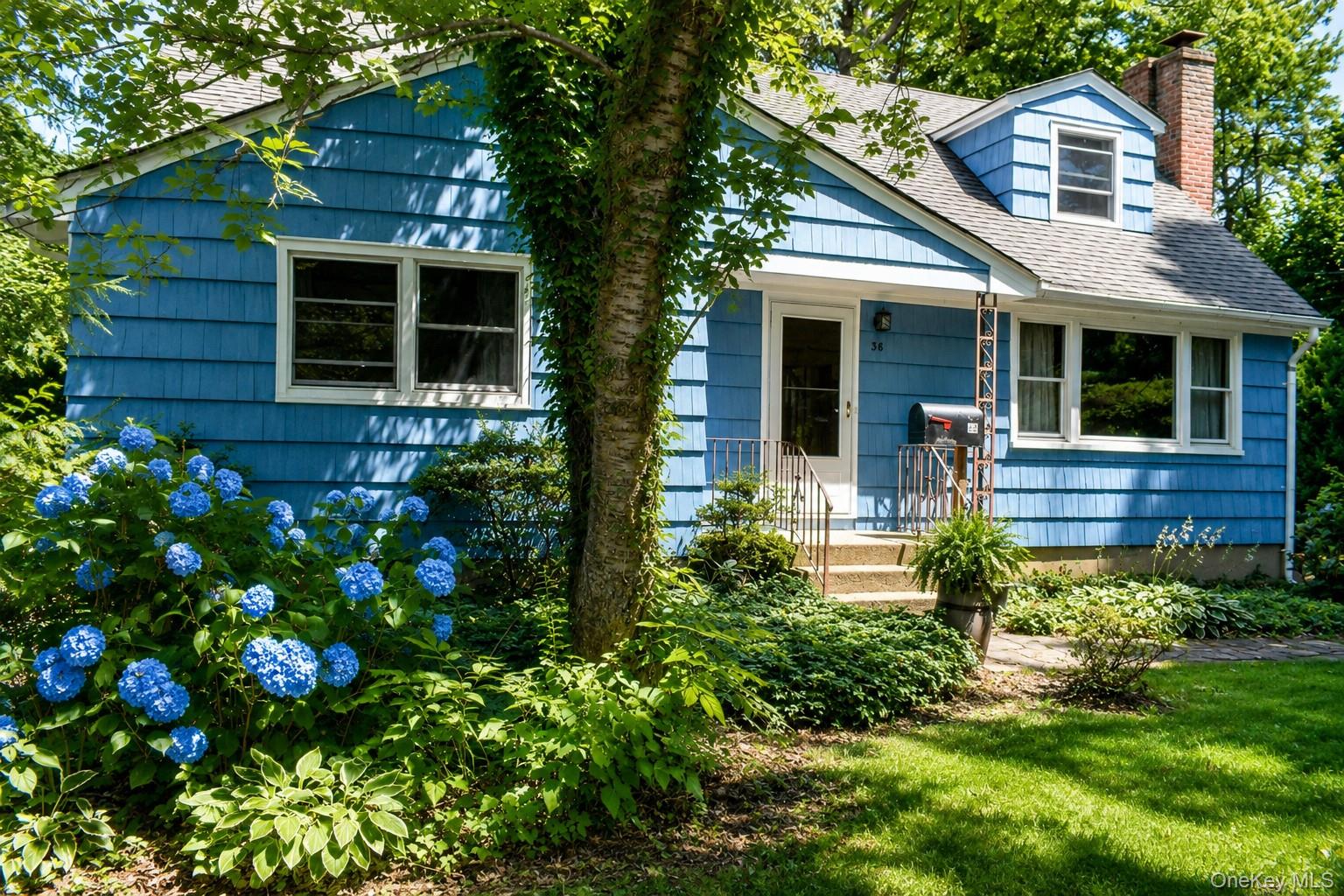 38 Maple Avenue Property Photo 1