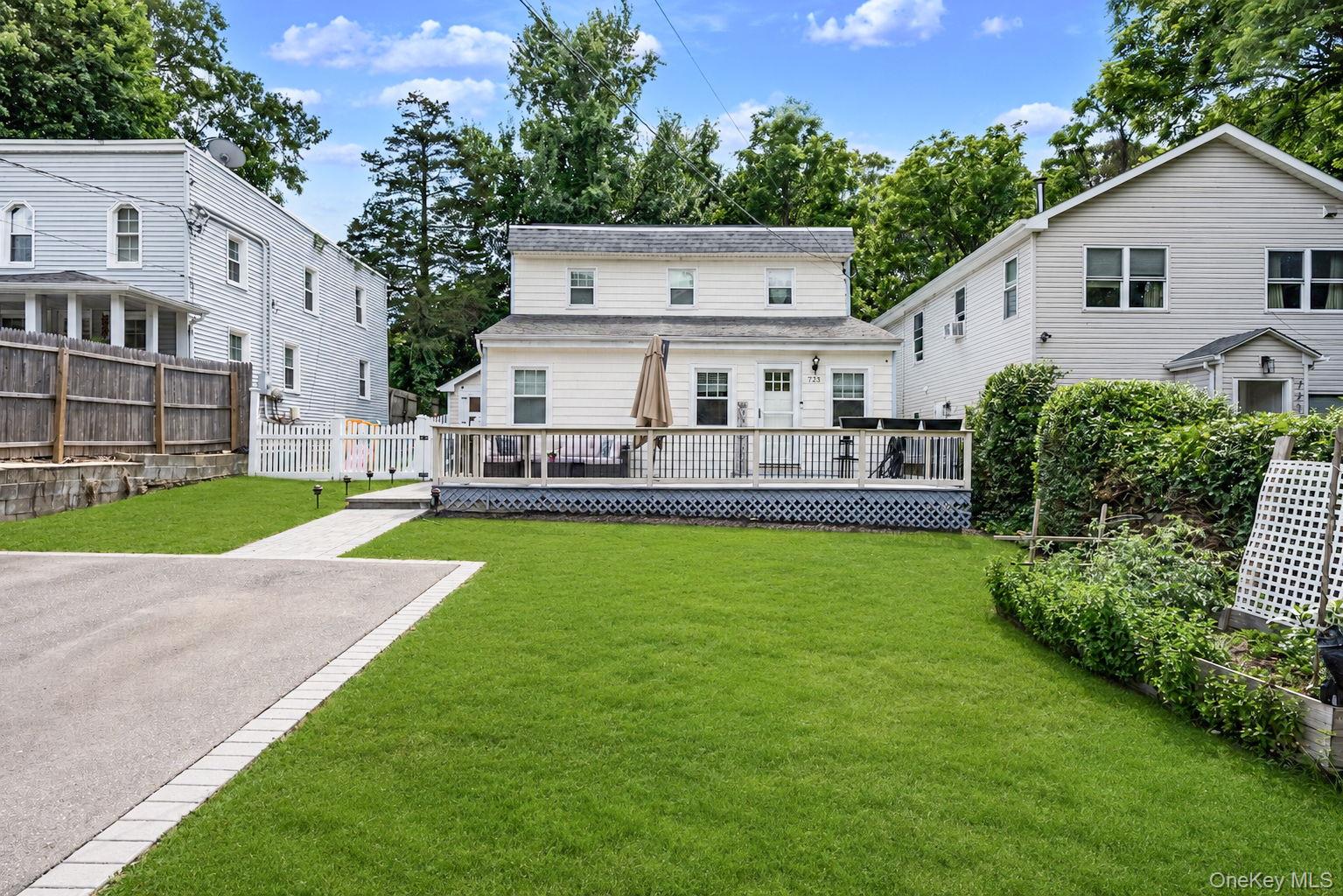 723 Park Avenue Property Photo 1