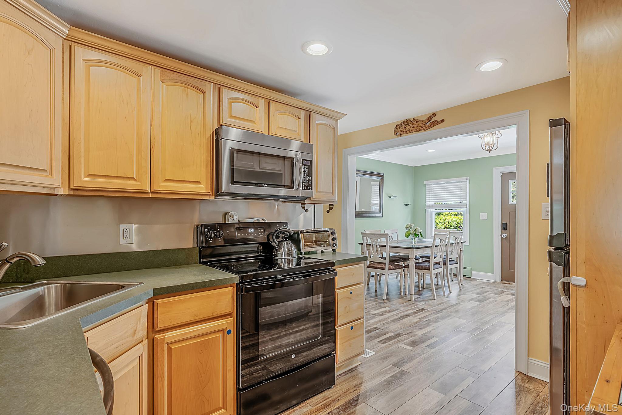 723 Park Avenue Property Photo 9