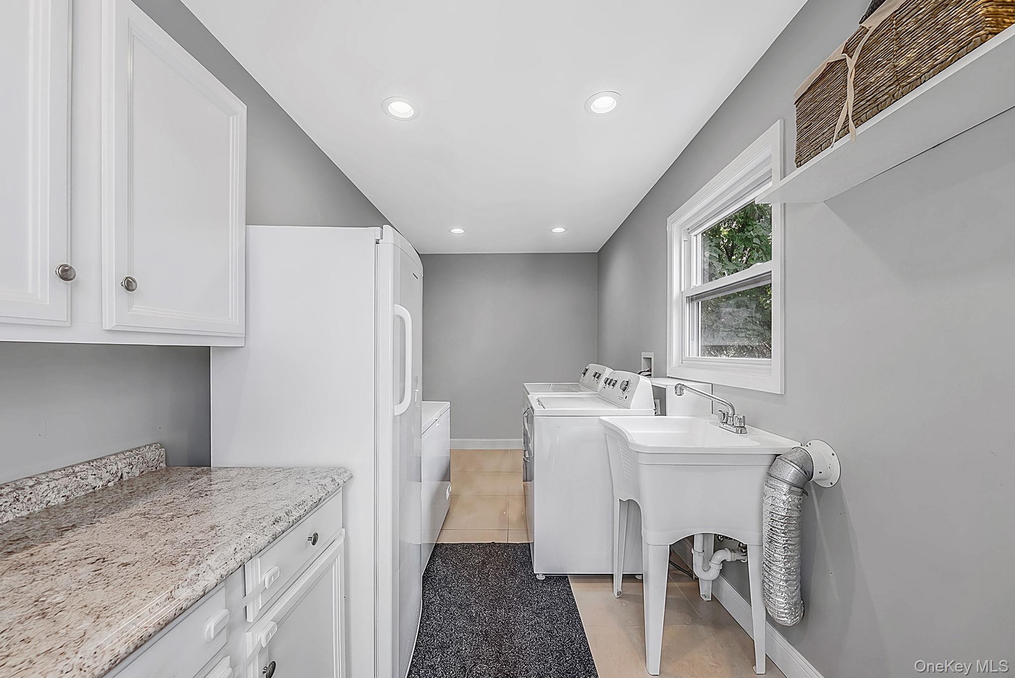 723 Park Avenue Property Photo 22