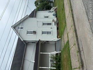 125 Front Street Property Photo 1