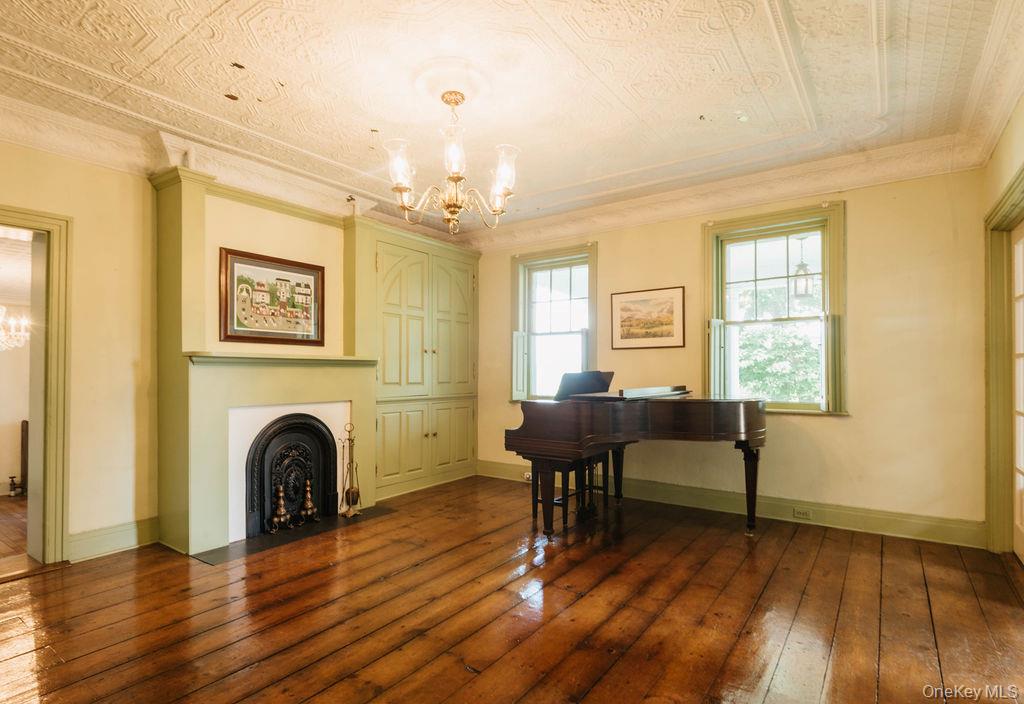 59 Hill Street Property Photo 12