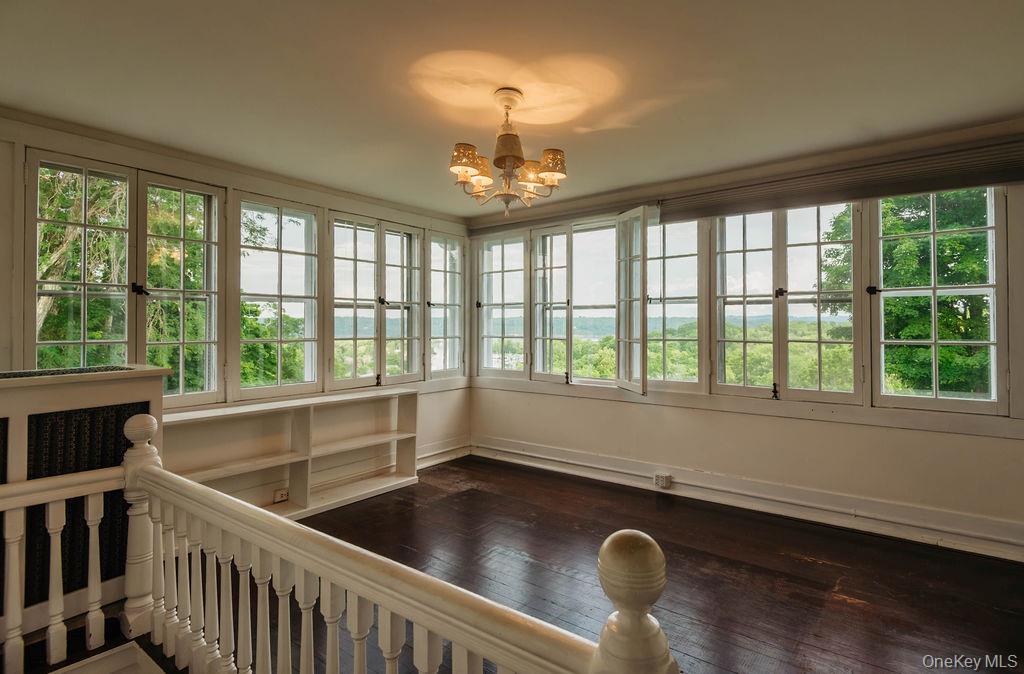 59 Hill Street Property Photo 23