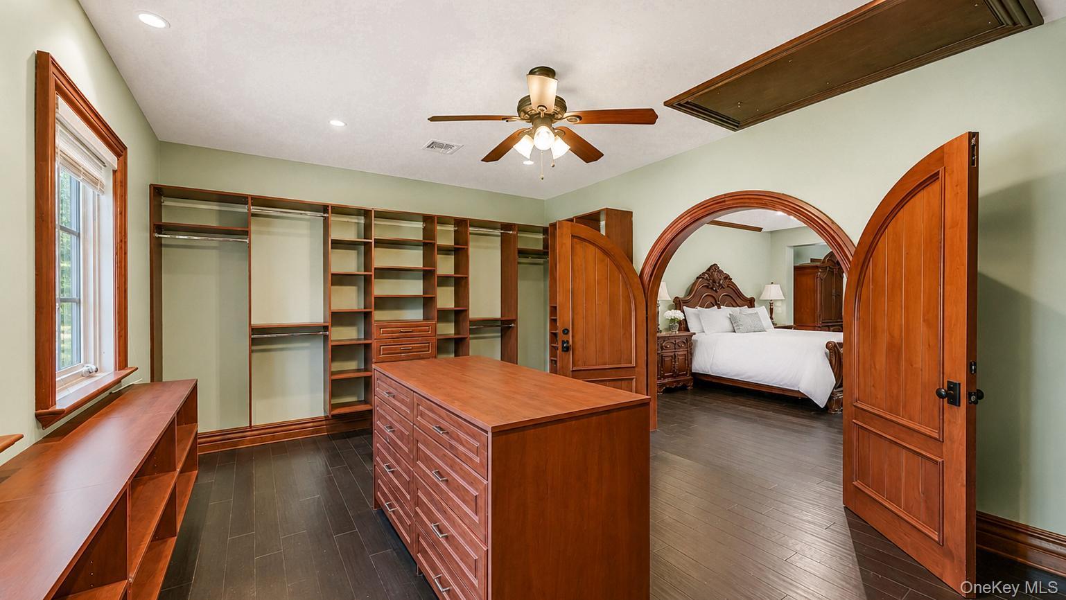 250 Oyster Bay Road Property Photo 19
