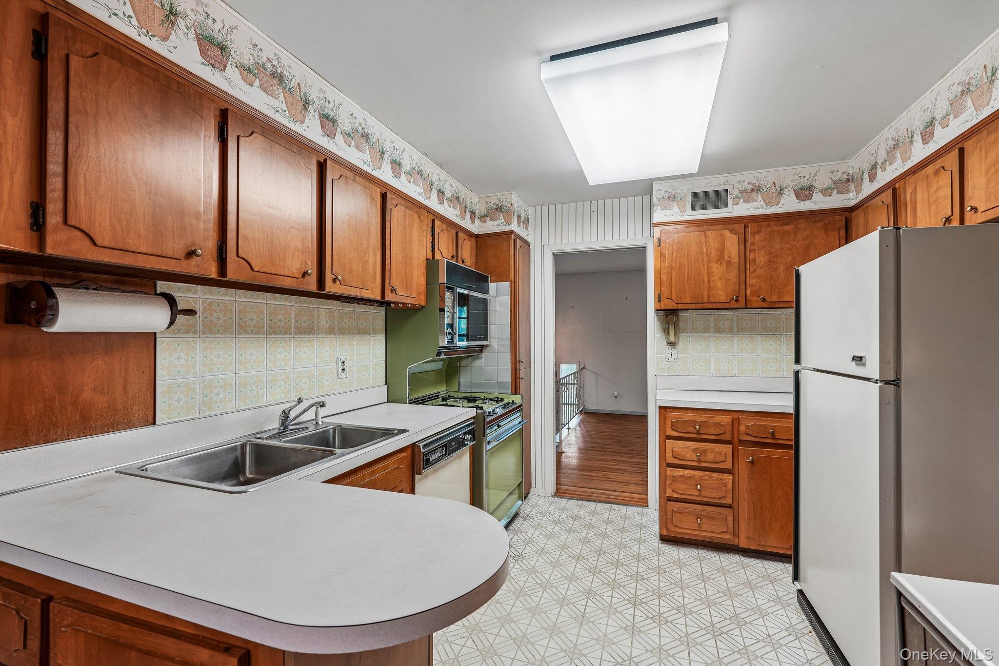 234 Duxbury Road Property Photo 9