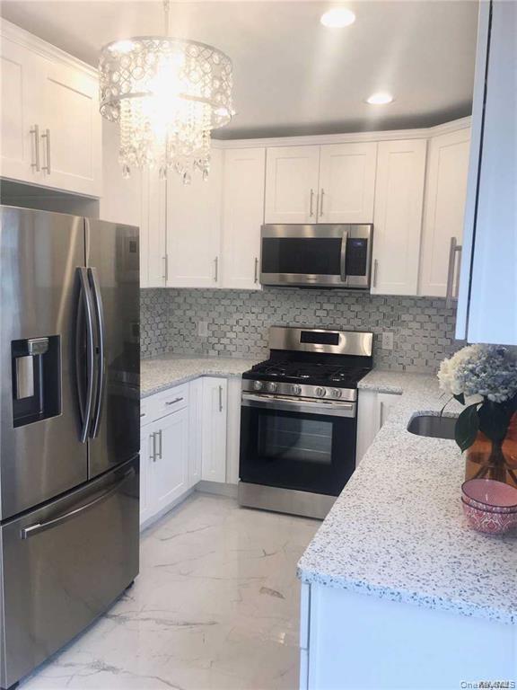 59 Haven Avenue Property Photo 3